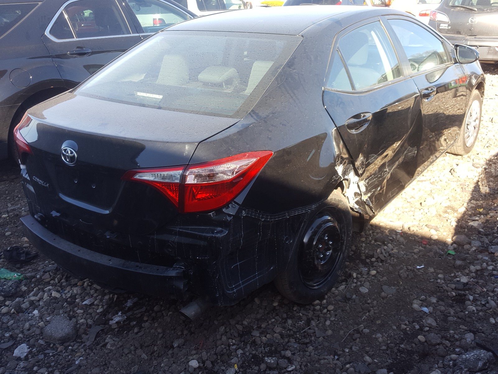 Photo 4 from auction – 2017 TOYOTA COROLLA L with VIN 2T1BURHE0HC837575