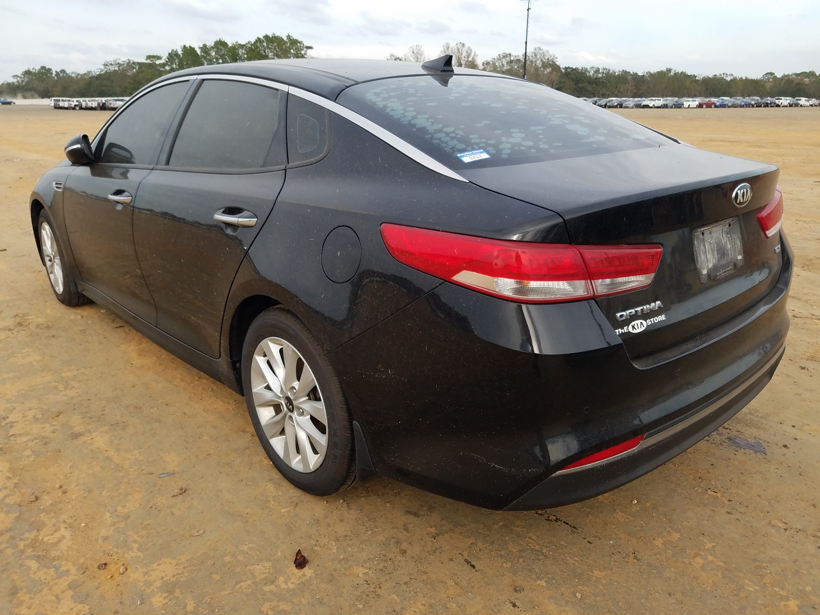 Zdjęcie 3 z aukcji – 2017 KIA OPTIMA EX z VIN 5XXGU4L33HG144068