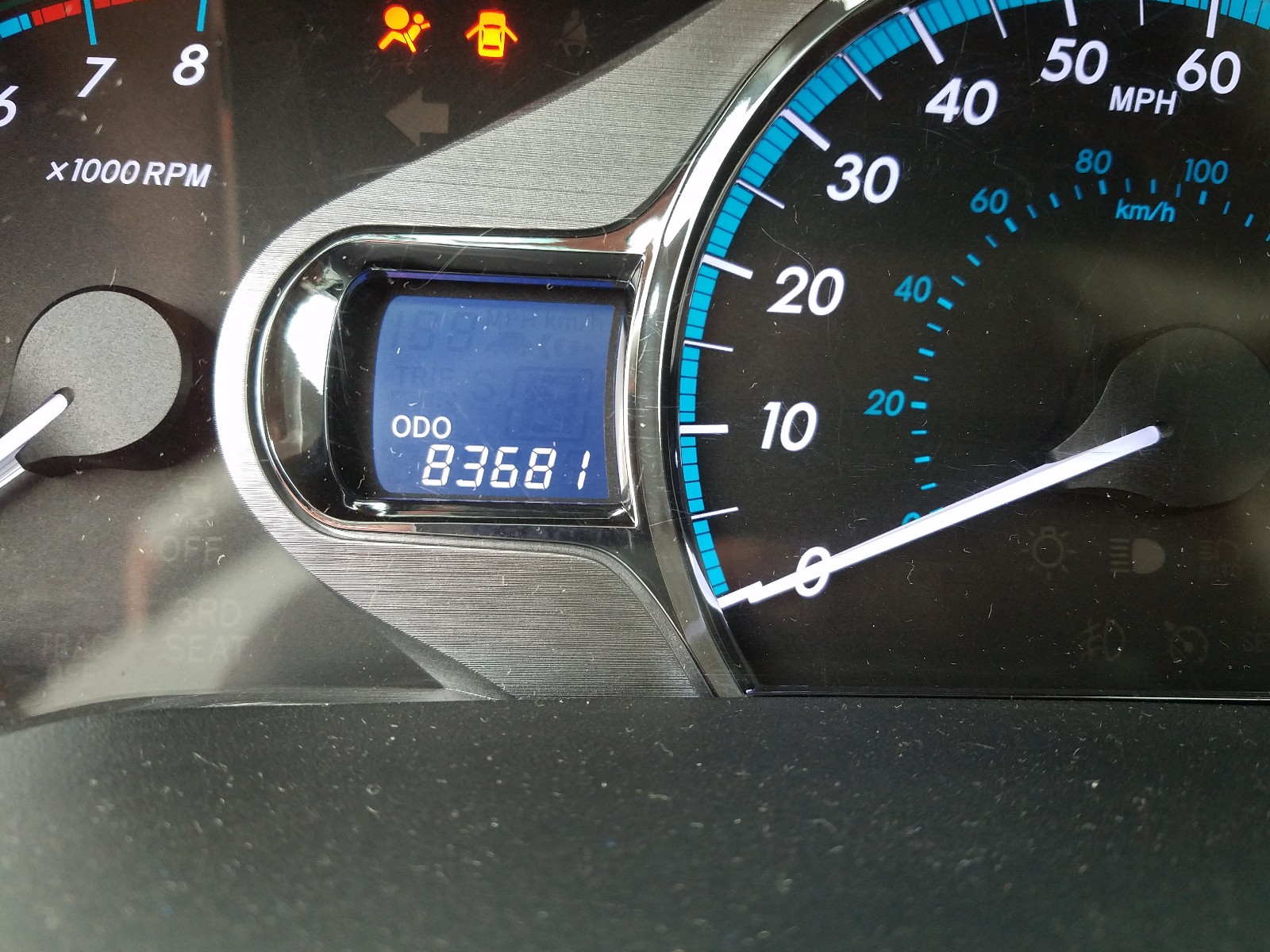Photo 8 from auction – 2011 TOYOTA SIENNA XLE with VIN 5TDDK3DC3BS020406