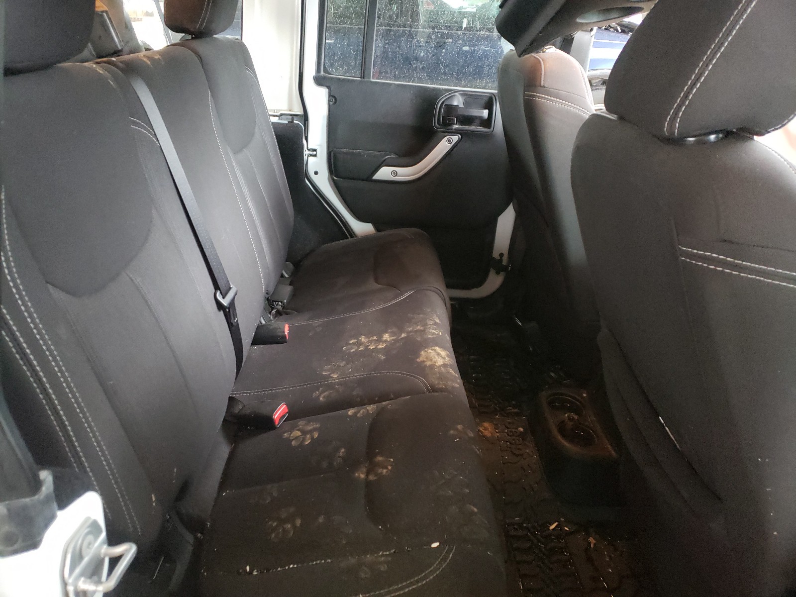 Photo 6 from auction – 2017 JEEP WRANGLER U with VIN 1C4BJWFGXHL591090
