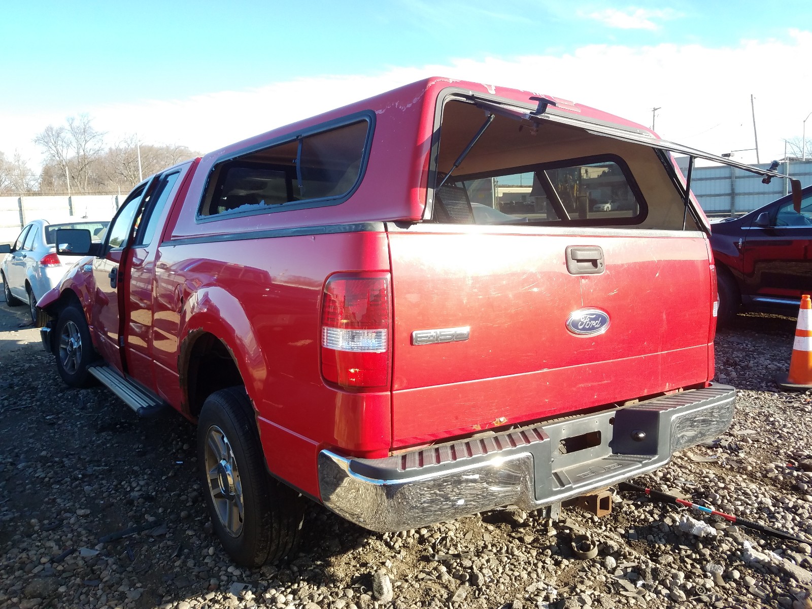 Photo 3 from auction – 2005 FORD F150 with VIN 1FTPX12545NA60687