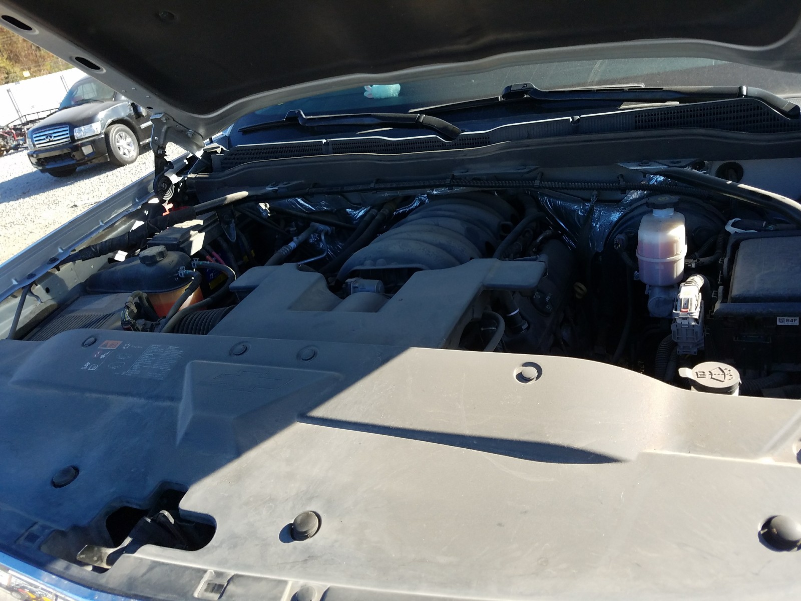 Photo 7 from auction – 2015 CHEVROLET SILVERADO with VIN 3GCUKREC5FG523800
