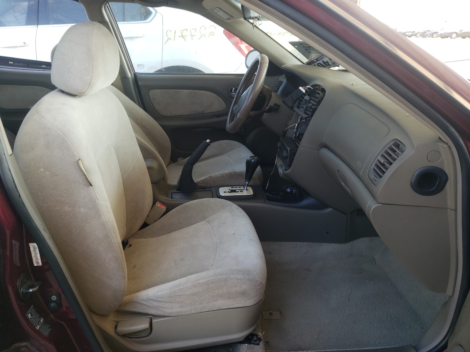 Photo 5 from auction – 2002 HYUNDAI SONATA GL with VIN KMHWF25H52A679291