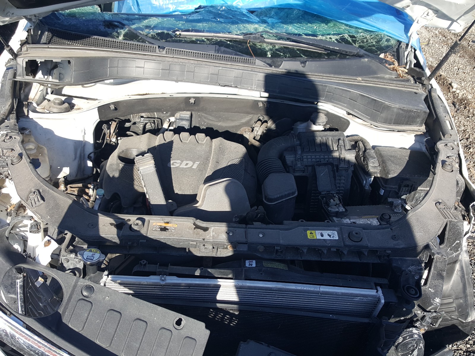 Photo 7 from auction – 2014 KIA SORENTO LX with VIN 5XYKTCA69EG549377