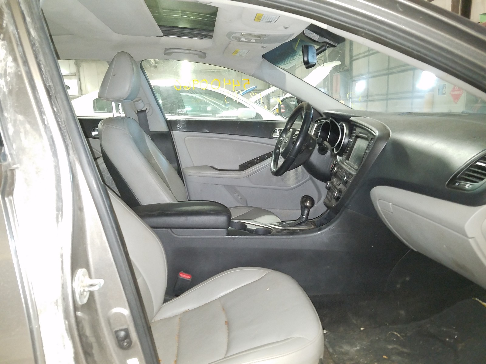 Photo 5 from auction – 2015 KIA OPTIMA EX with VIN 5XXGN4A7XFG427454