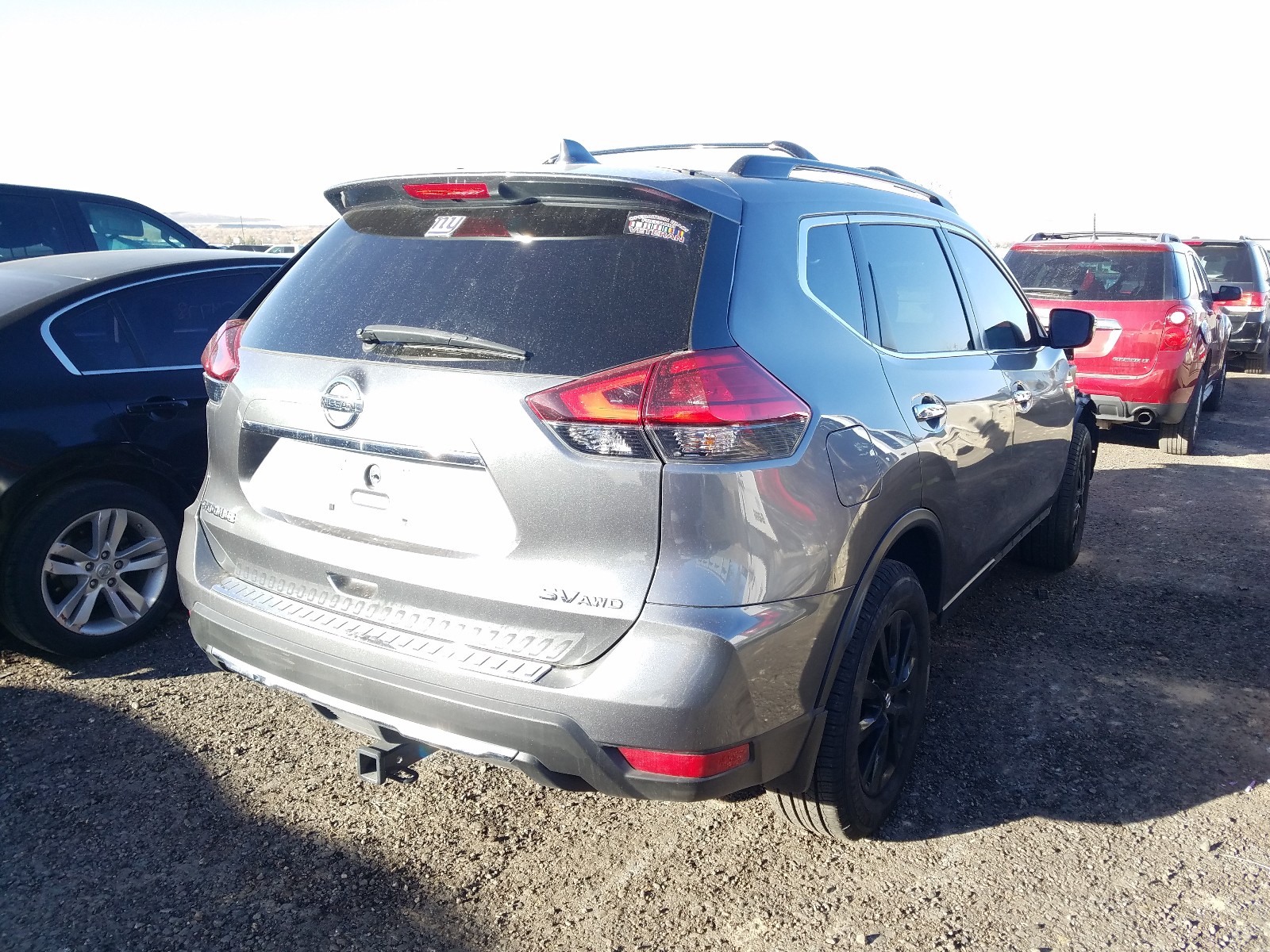 Photo 4 from auction – 2017 NISSAN ROGUE SV with VIN 5N1AT2MV9HC818054