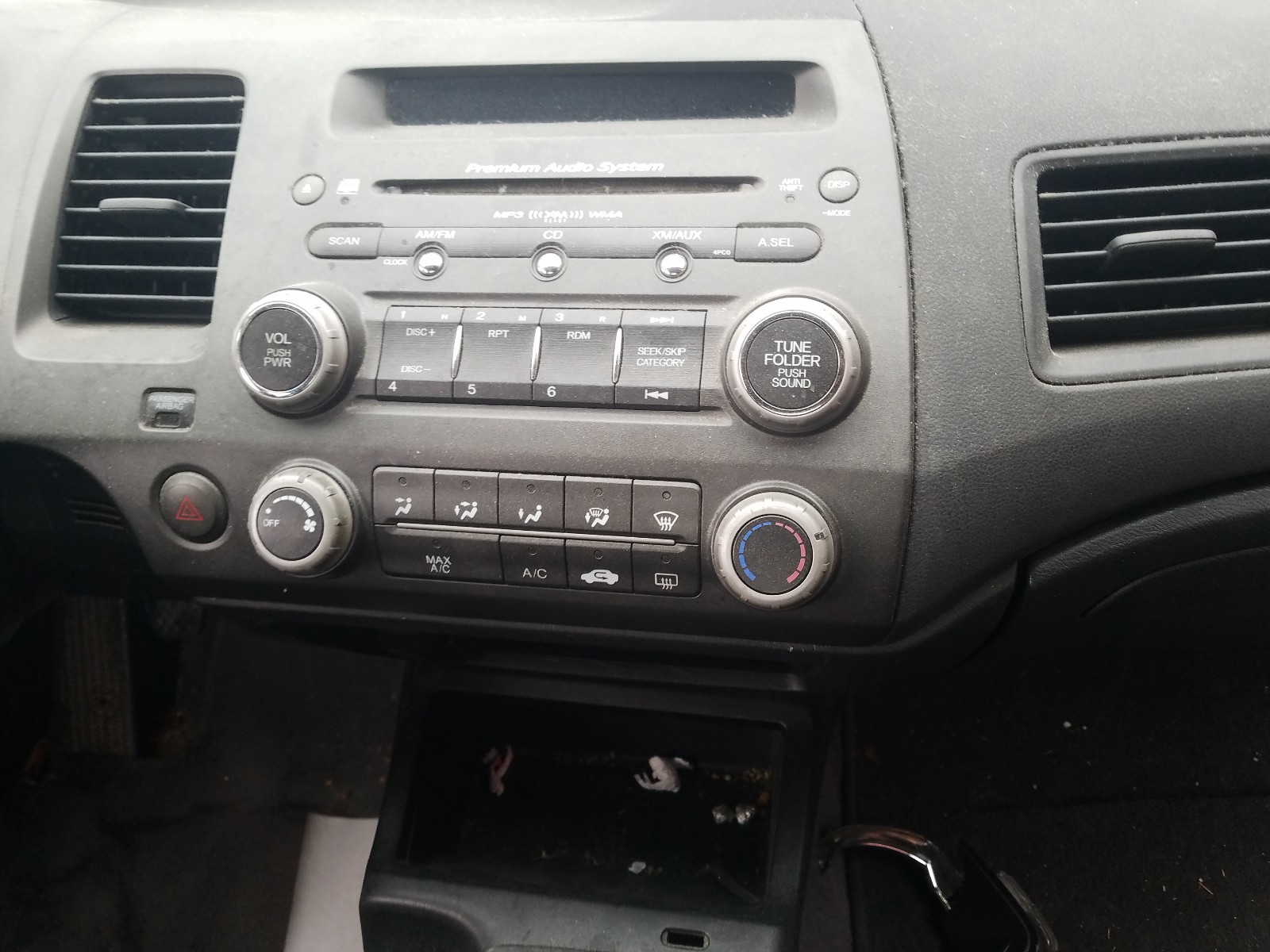 Photo 9 from auction – 2007 HONDA CIVIC EX with VIN 2HGFG11857H506186