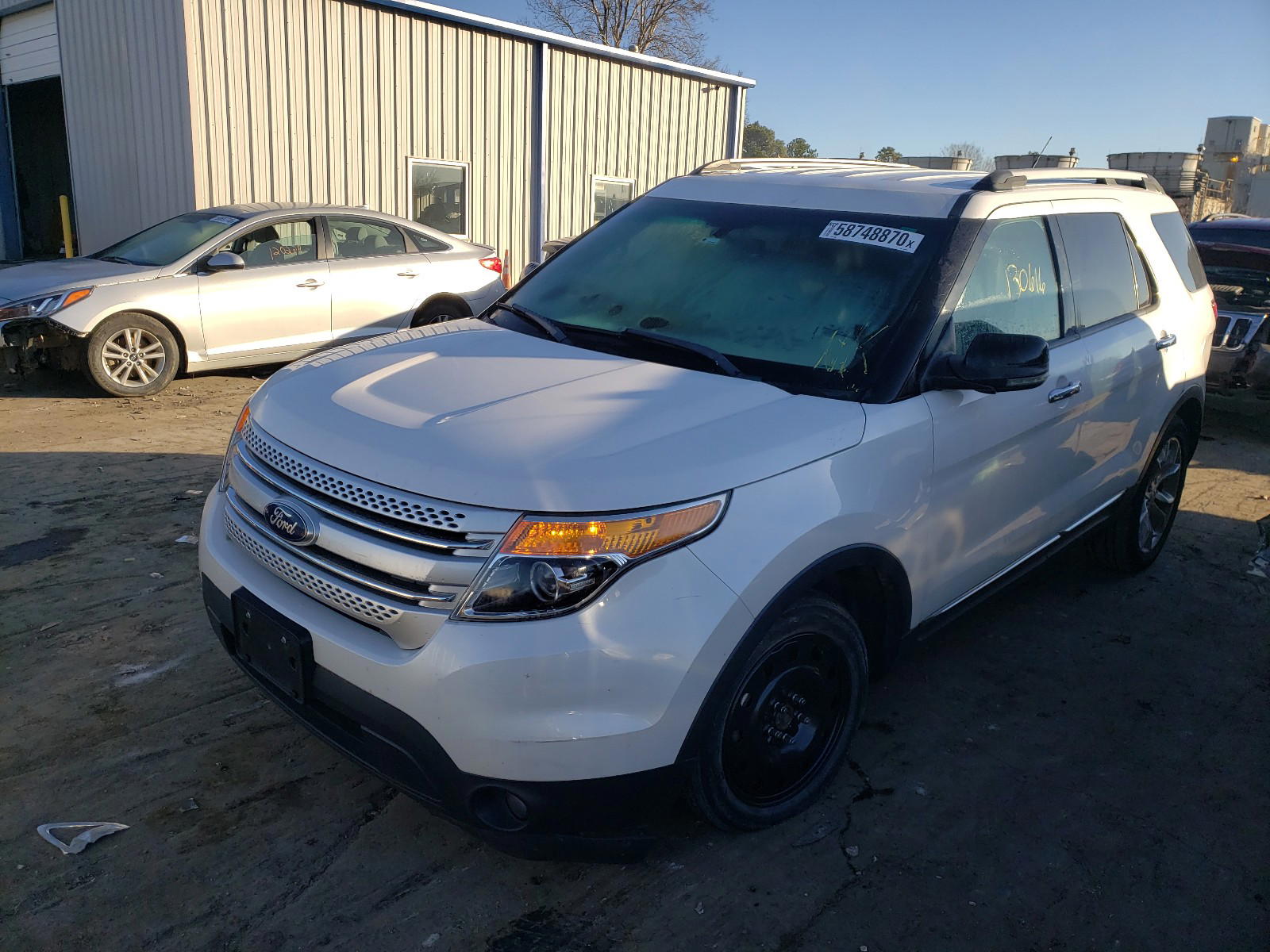Photo 2 from auction – 2012 FORD EXPLORER X with VIN 1FMHK7D83CGA35953