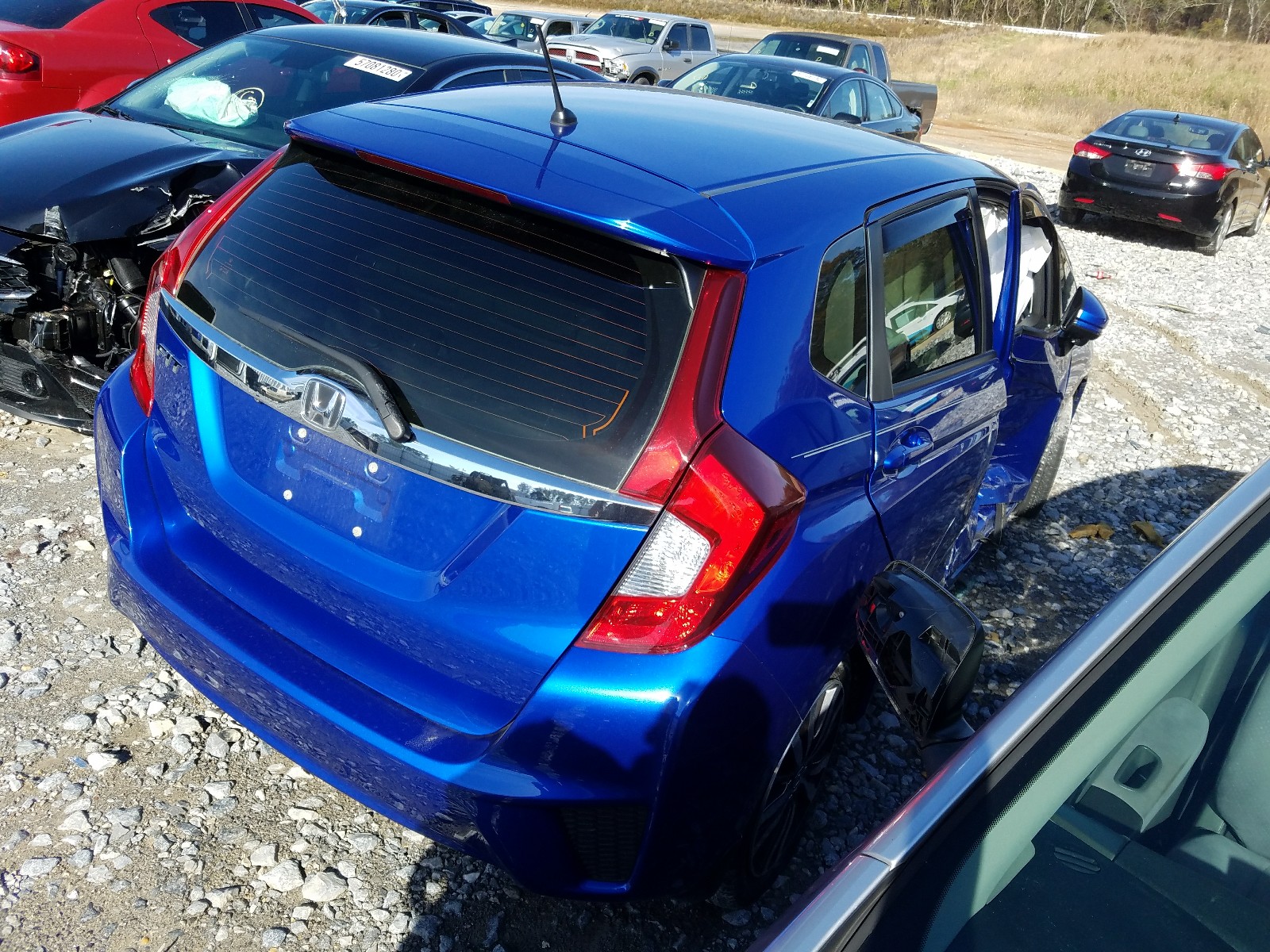 Photo 4 from auction – 2017 HONDA FIT EX with VIN JHMGK5H79HS010693