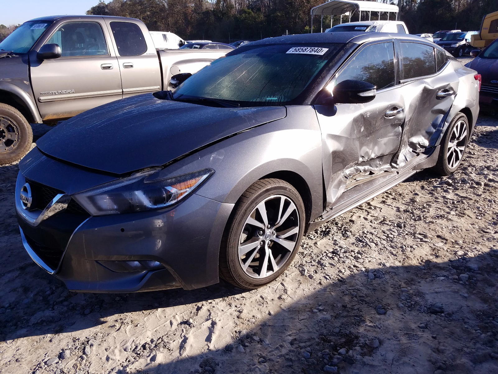 Photo 2 from auction – 2017 NISSAN MAXIMA with VIN 1N4AA6AP5HC414407