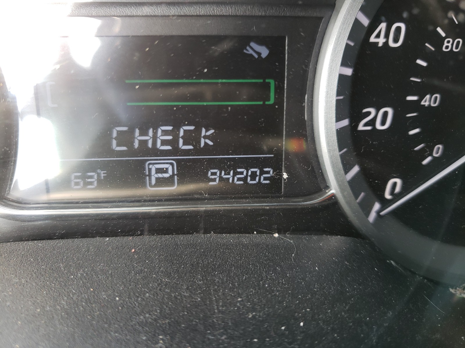 Photo 8 from auction – 2014 NISSAN SENTRA S with VIN 3N1AB7AP4EL627879