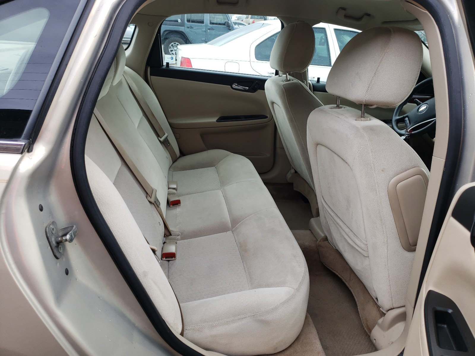Zdjęcie 6 z aukcji – 2010 CHEVROLET IMPALA LS z VIN 2G1WA5EK8A1128046