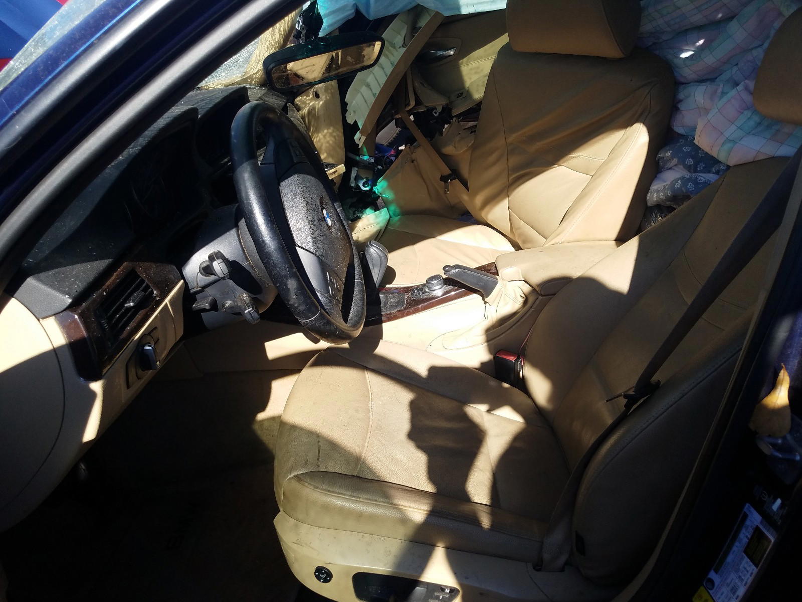 Photo 5 from auction – 2011 BMW 328 I with VIN WBAPH7C51BE678539