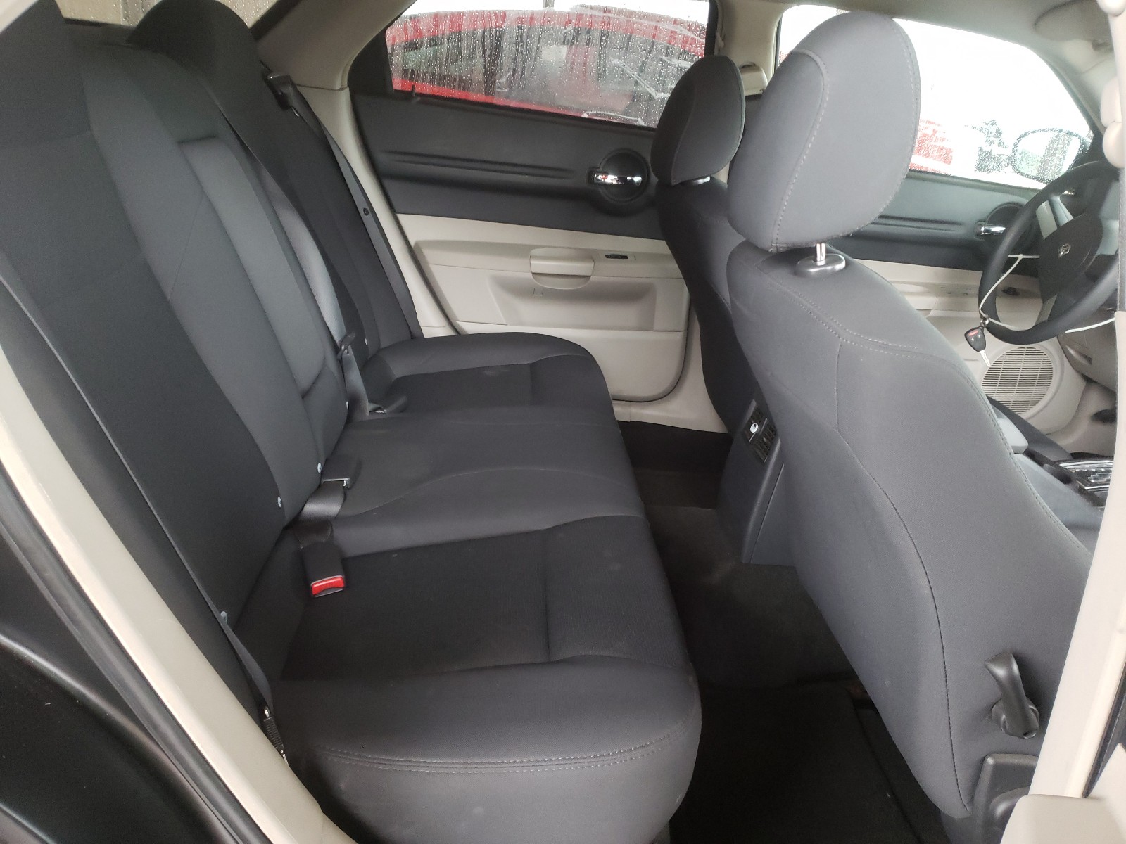 Photo 6 from auction – 2006 DODGE MAGNUM SE with VIN 2D4FV47T76H262950