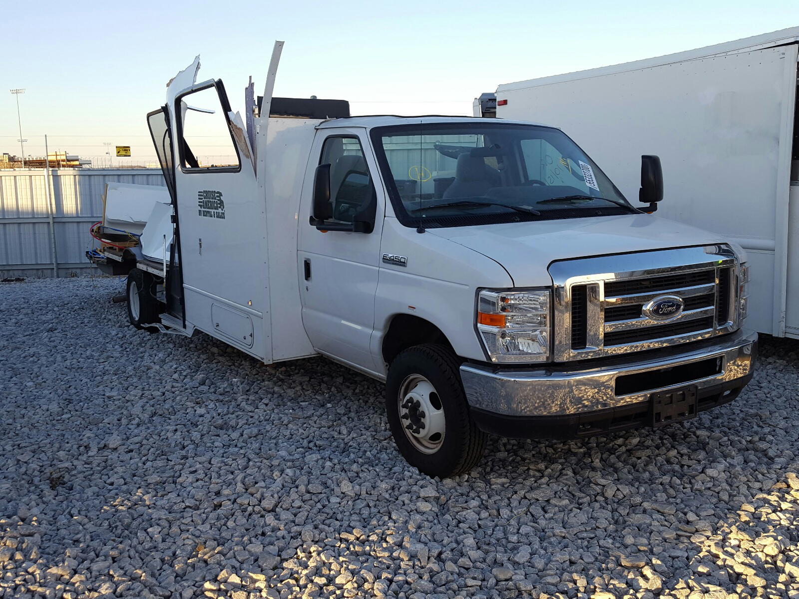WINNEBAGO MICRO MINN 2020 with VIN 1FDXE4FSXKDC31396 - Photo from auction