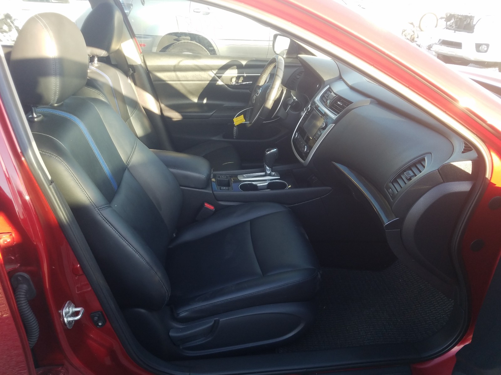 Photo 5 from auction – 2018 NISSAN ALTIMA 2.5 with VIN 1N4AL3AP3JC168228