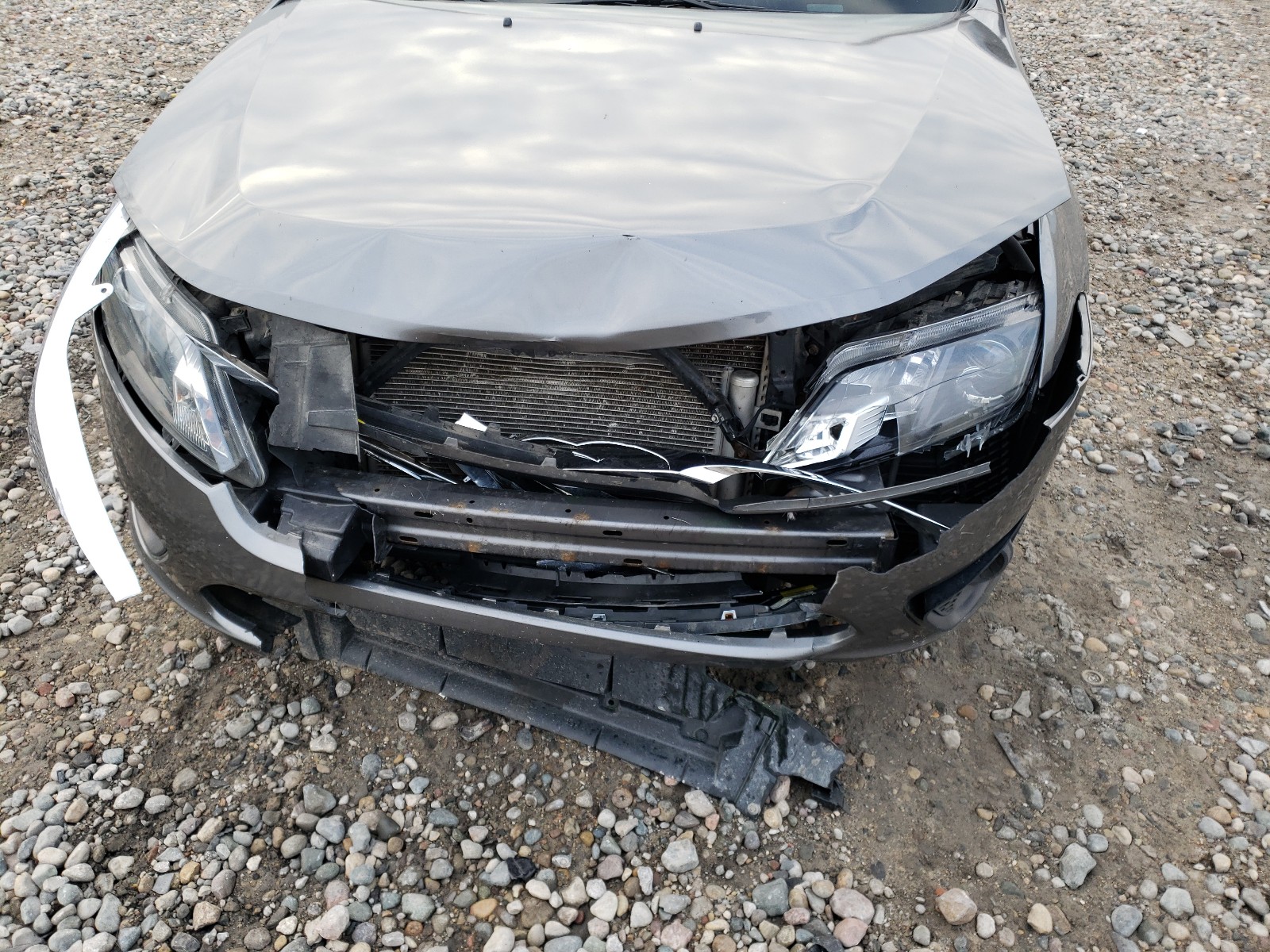 Photo 9 from auction – 2010 FORD FUSION SE with VIN 3FAHP0HA3AR338320