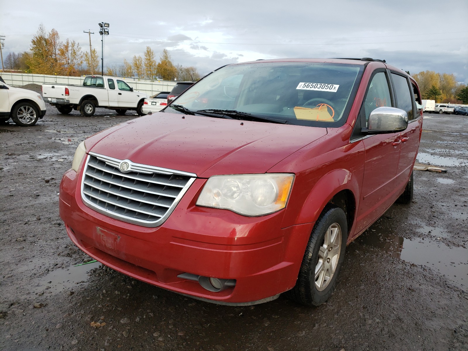 Photo 2 from auction – 2008 CHRYSLER TOWN & COU with VIN 2A8HR54P98R615525