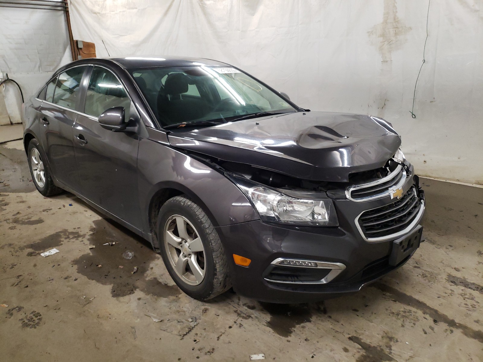 CHEVROLET CRUZE LT 2015 with VIN 1G1PC5SB1F7176145 - Photo from auction
