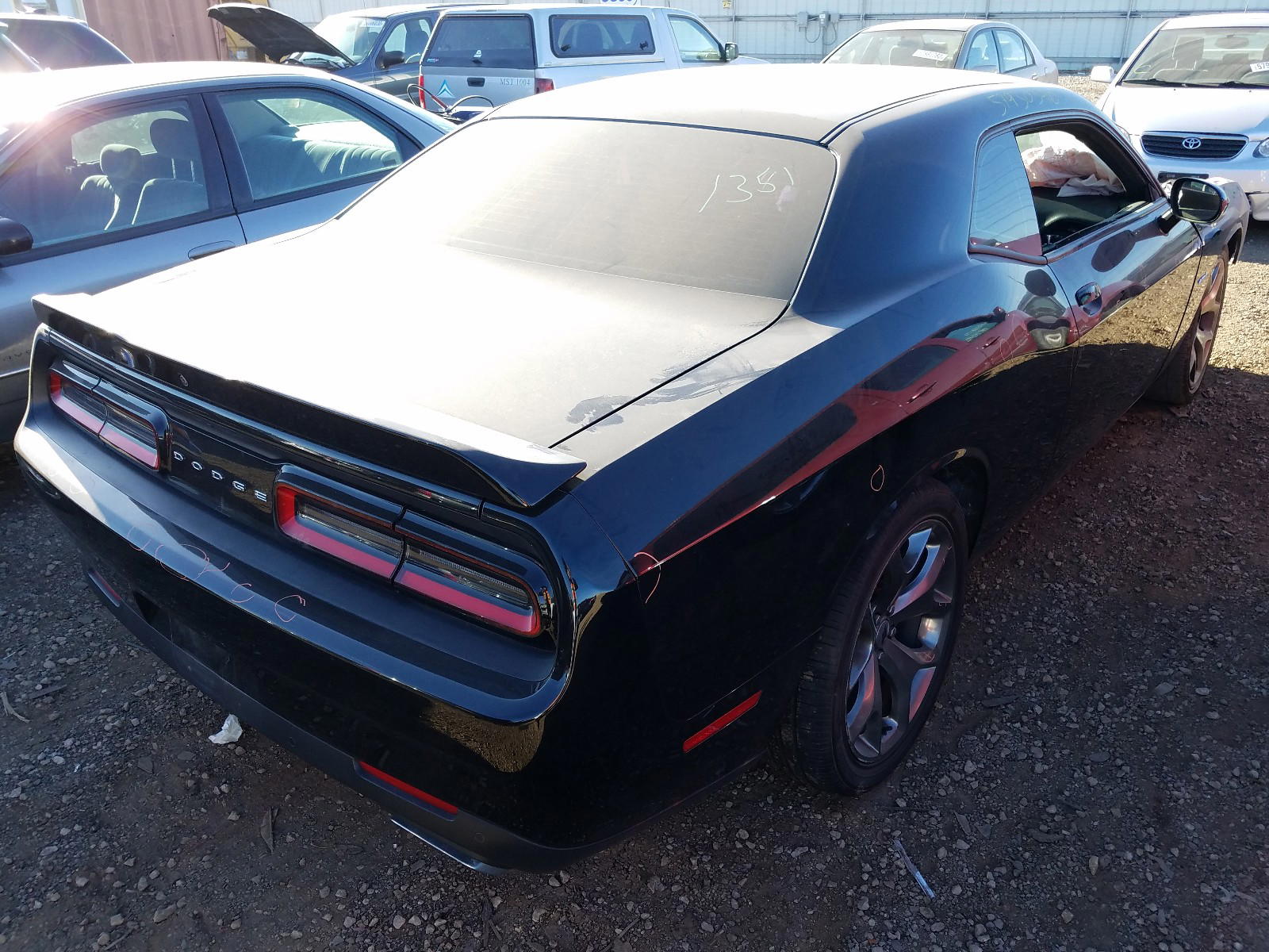 Photo 4 from auction – 2017 DODGE CHALLENGER with VIN 2C3CDZBTXHH558804
