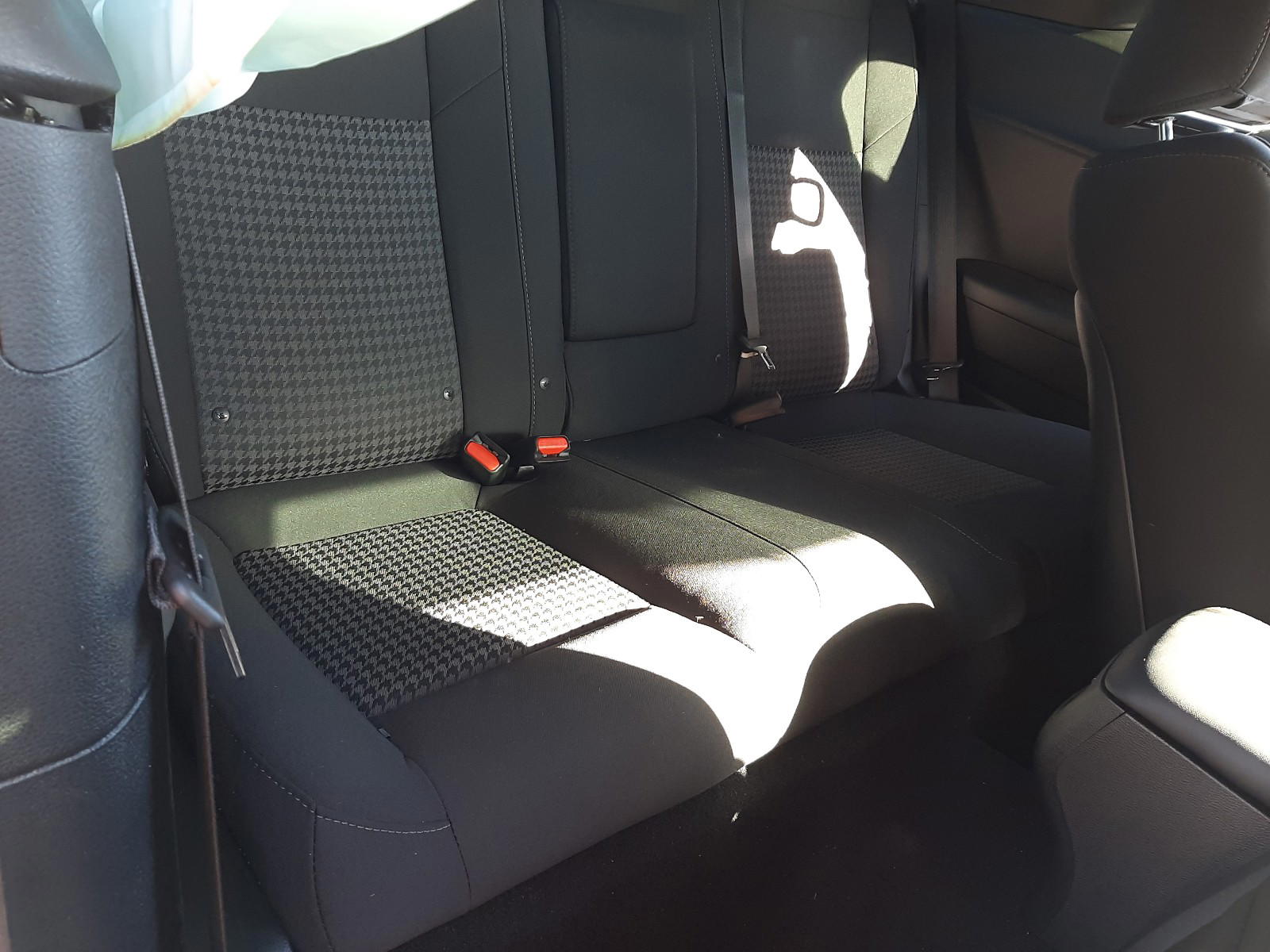 Photo 6 from auction – 2020 DODGE CHALLENGER with VIN 2C3CDZBT4LH246714