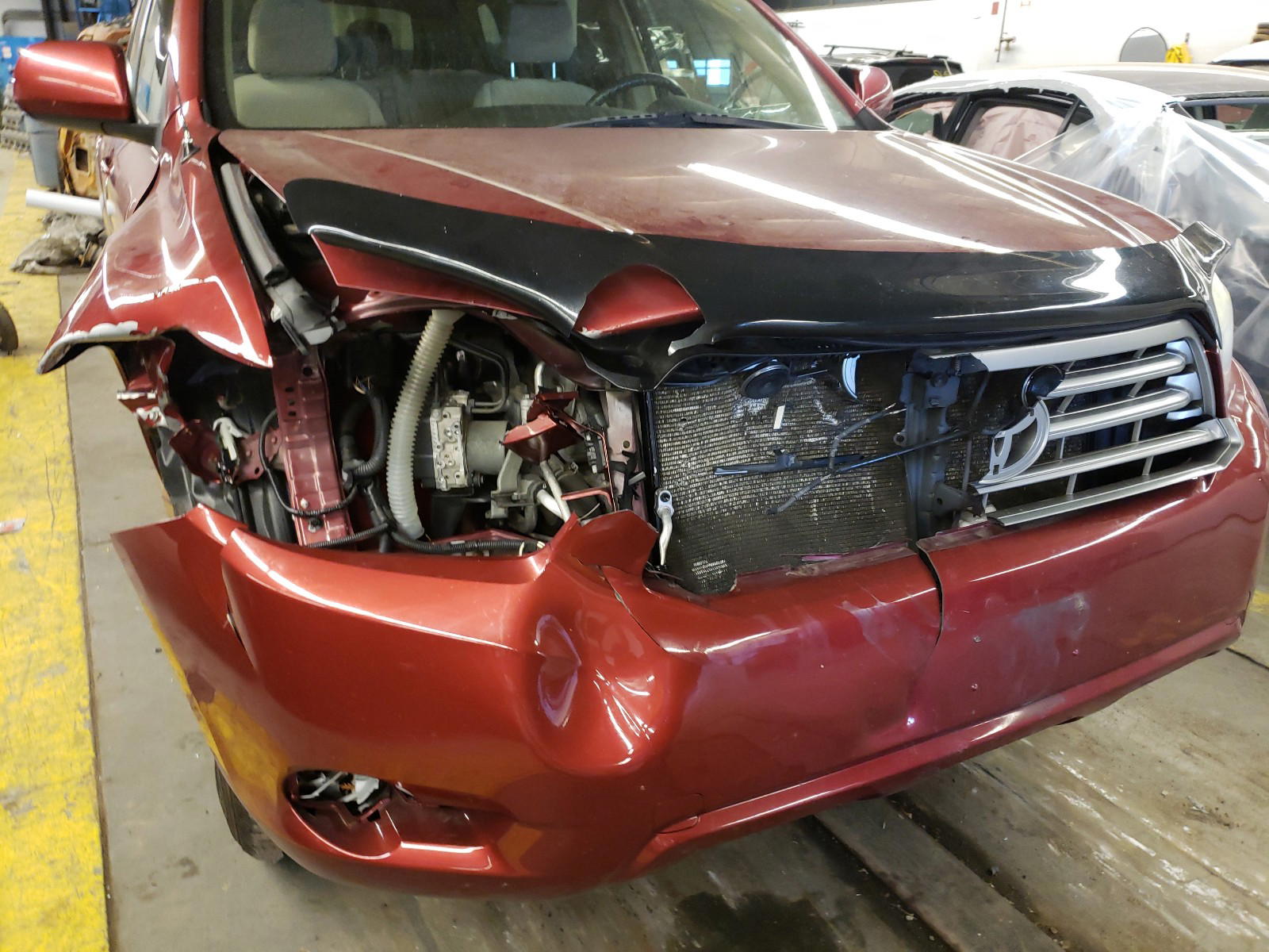 Photo 9 from auction – 2010 TOYOTA HIGHLANDER with VIN JTEZK3EH7A2104889