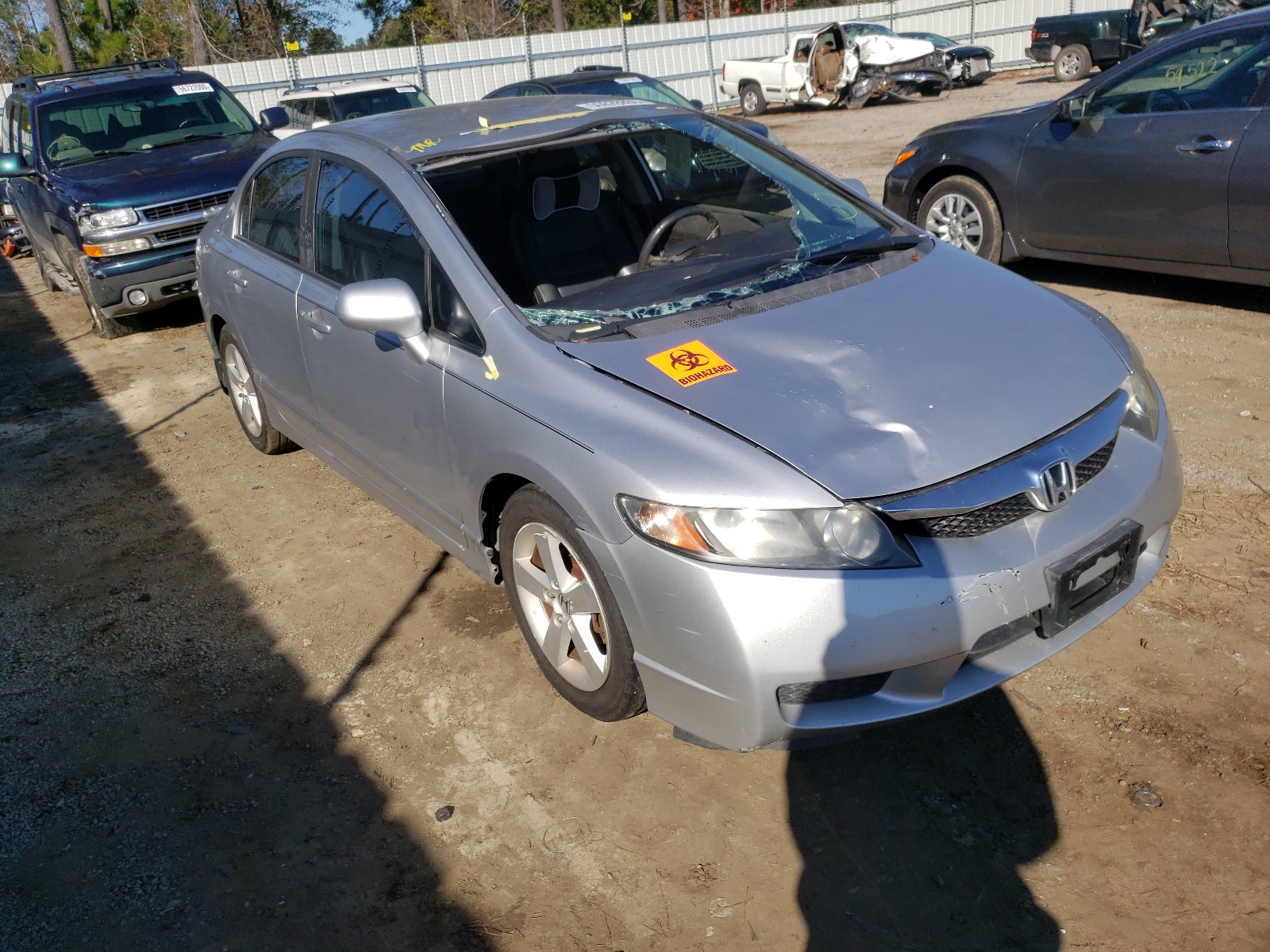 Photo 1 from auction – 2011 HONDA CIVIC LX-S with VIN 19XFA1F64BE027981