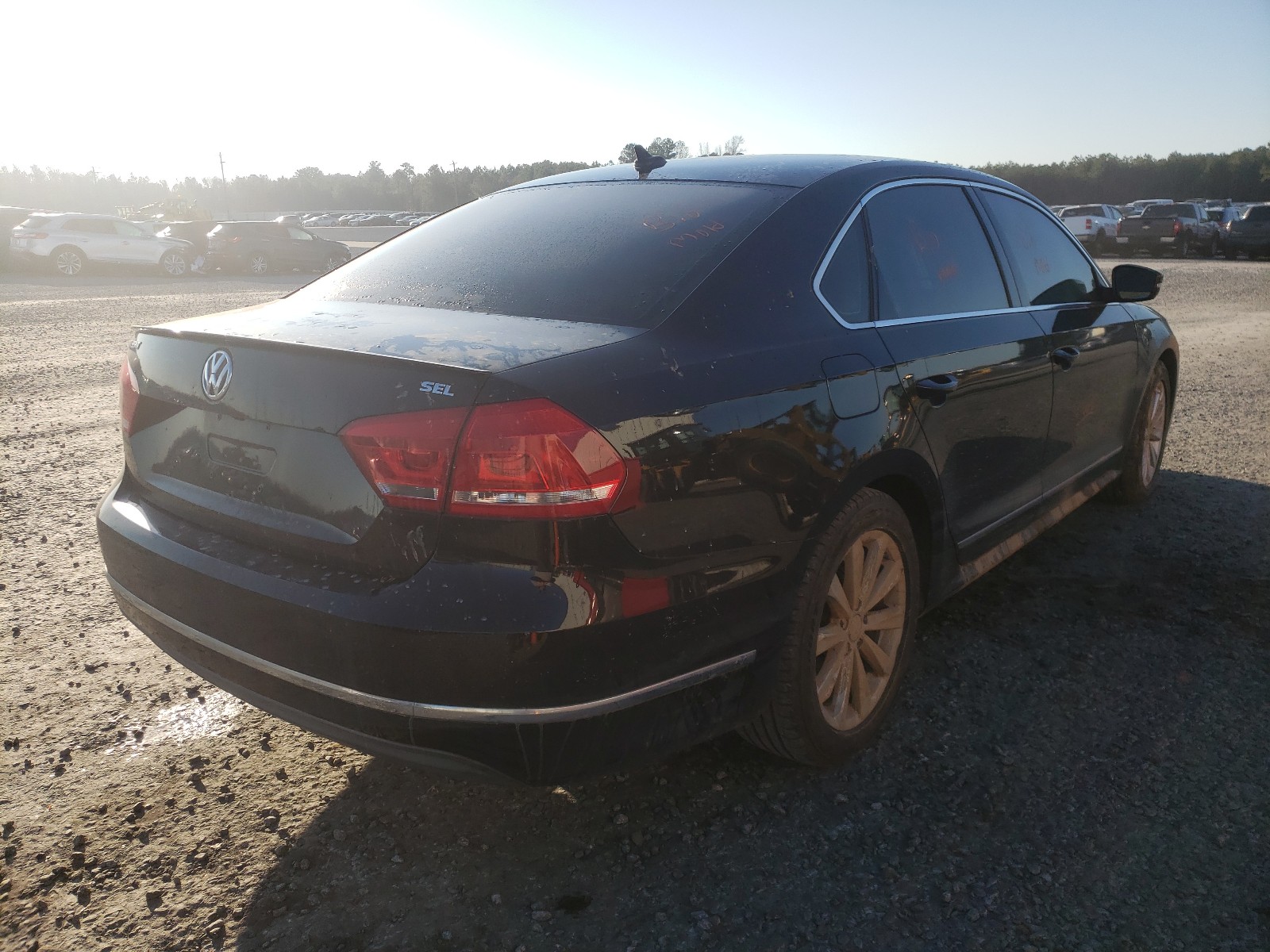 Photo 4 from auction – 2013 VOLKSWAGEN PASSAT SEL with VIN 1VWCP7A38DC066405