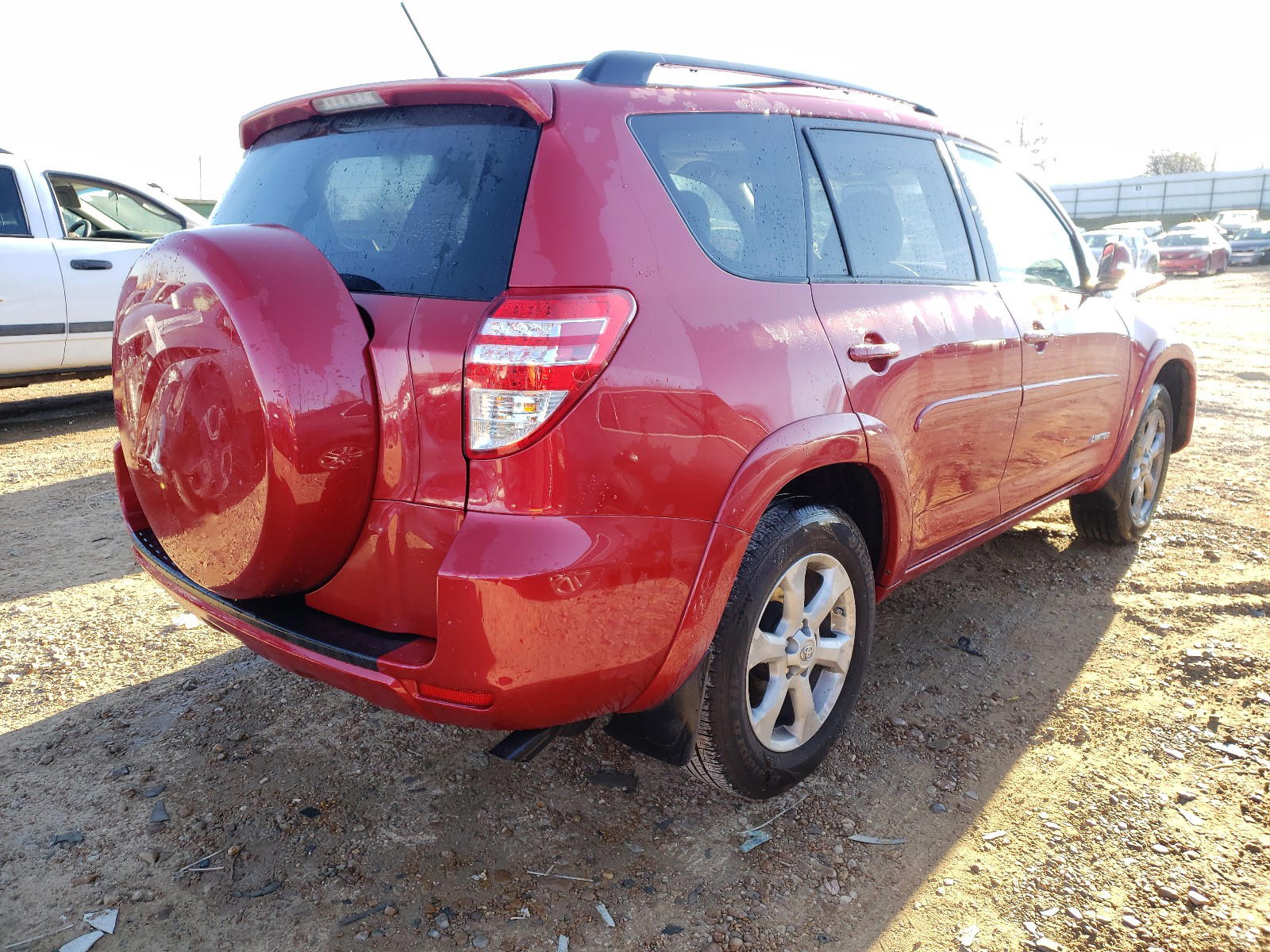 Photo 4 from auction – 2011 TOYOTA RAV4 LIMIT with VIN 2T3YF4DV2BW074288