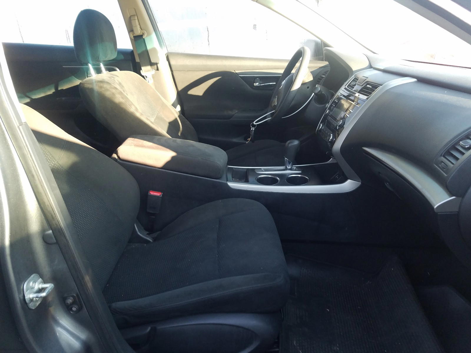 Photo 5 from auction – 2015 NISSAN ALTIMA 2.5 with VIN 1N4AL3AP1FC211231