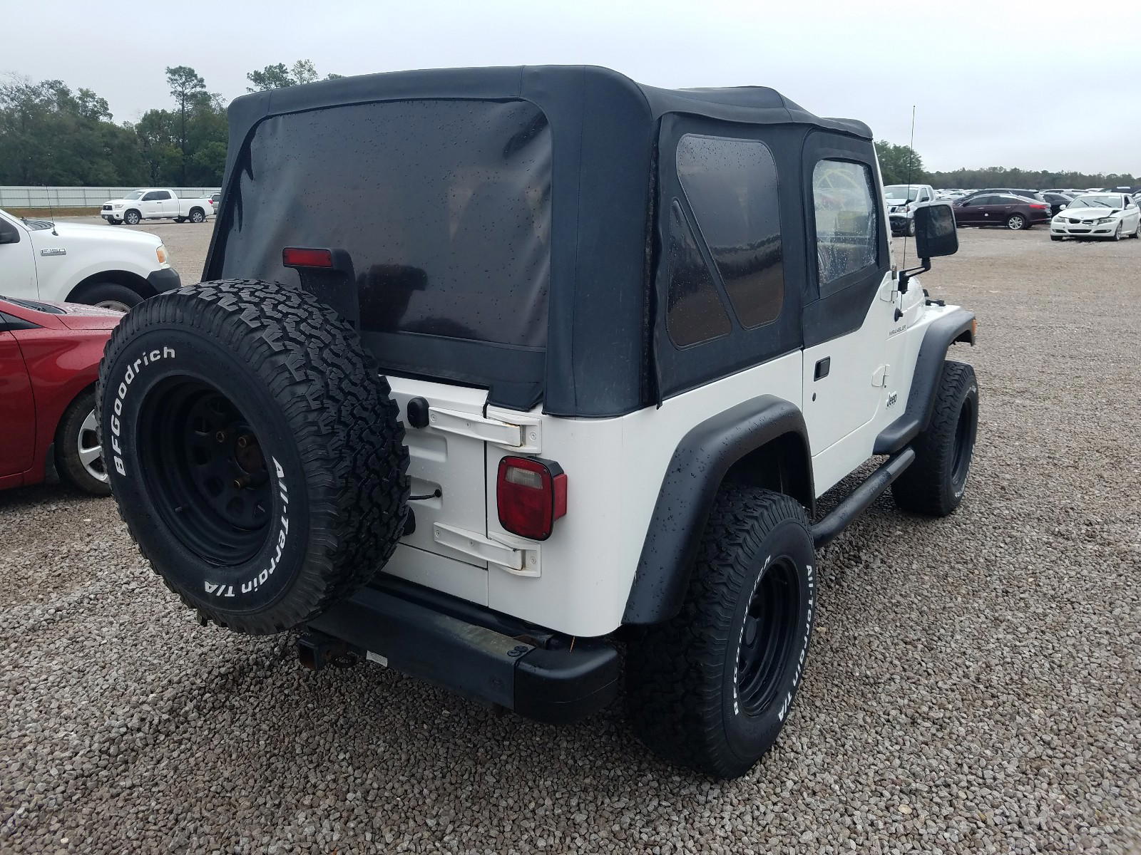 Photo 4 from auction – 1998 JEEP WRANGLER / with VIN 1J4FY29P7WP754196