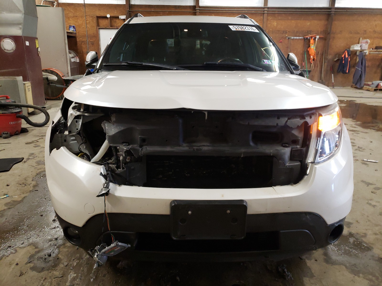 صورة رقم 9 من المزاد - 2015 FORD EXPLORER L مع VIN 1FM5K8F84FGB63628