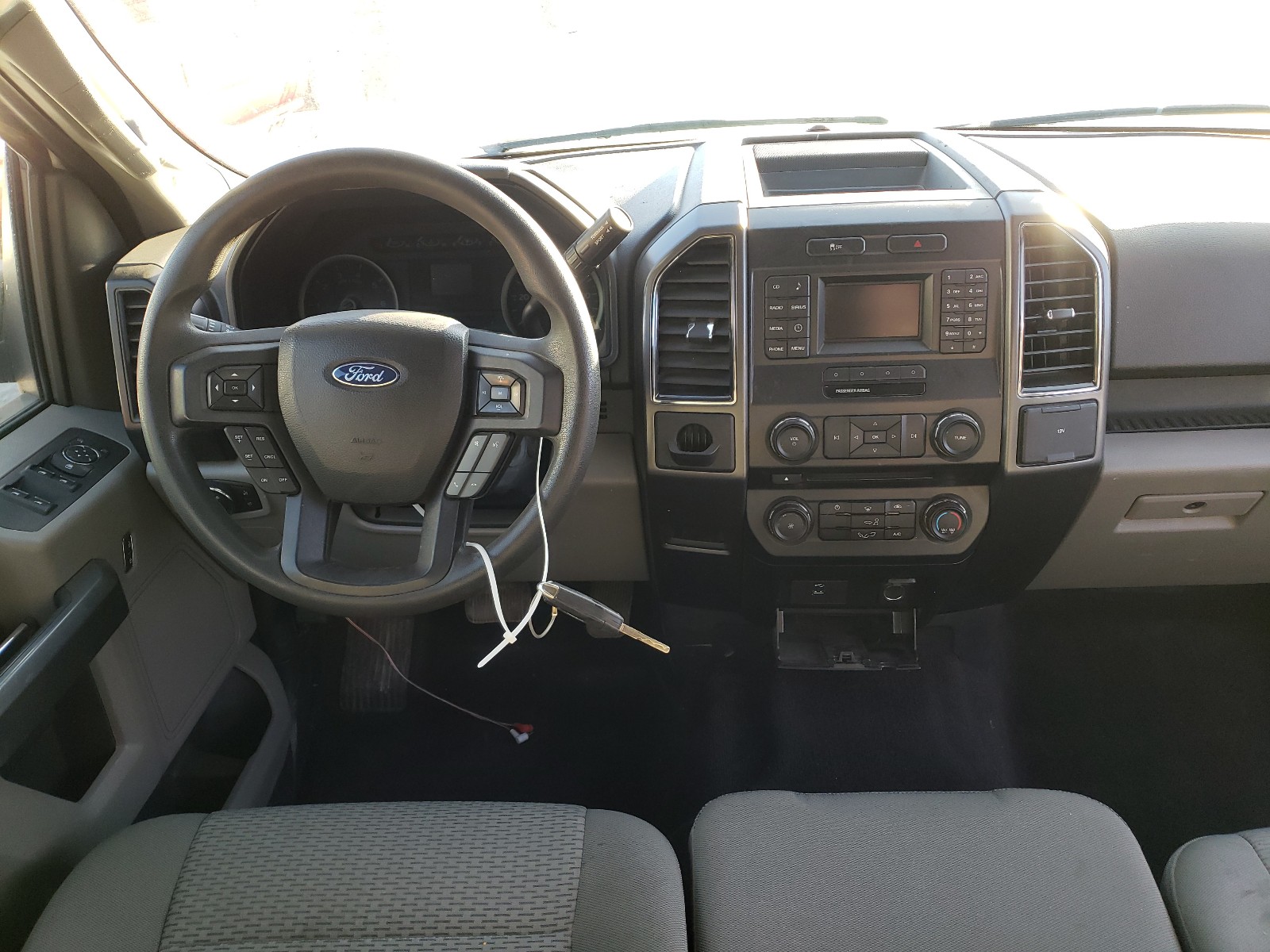 صورة رقم 9 من المزاد - 2017 FORD F150 SUPER مع VIN 1FTEW1CF5HKD45003