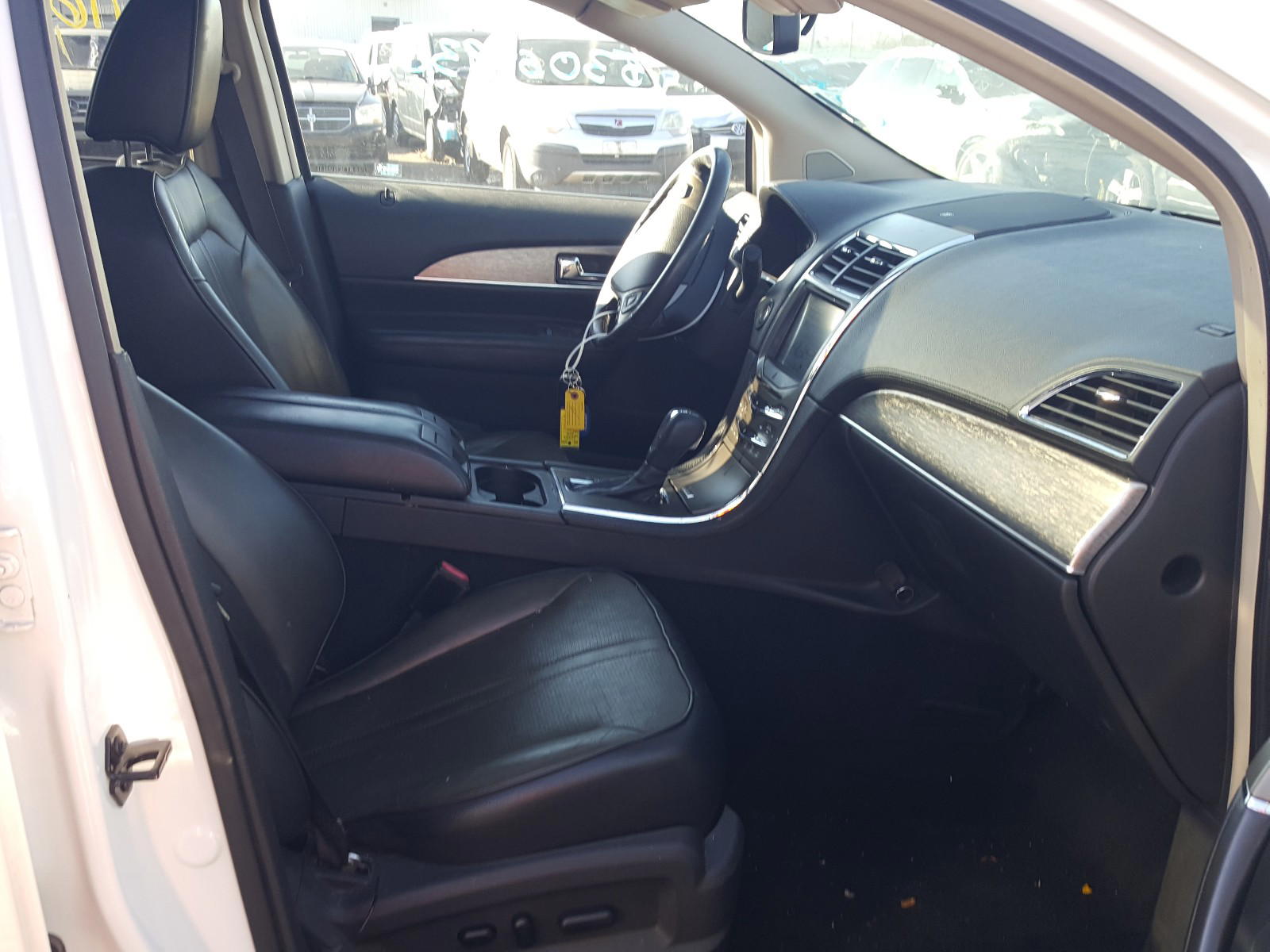Photo 5 from auction – 2011 LINCOLN MKX with VIN 2LMDJ8JK7BBJ11188