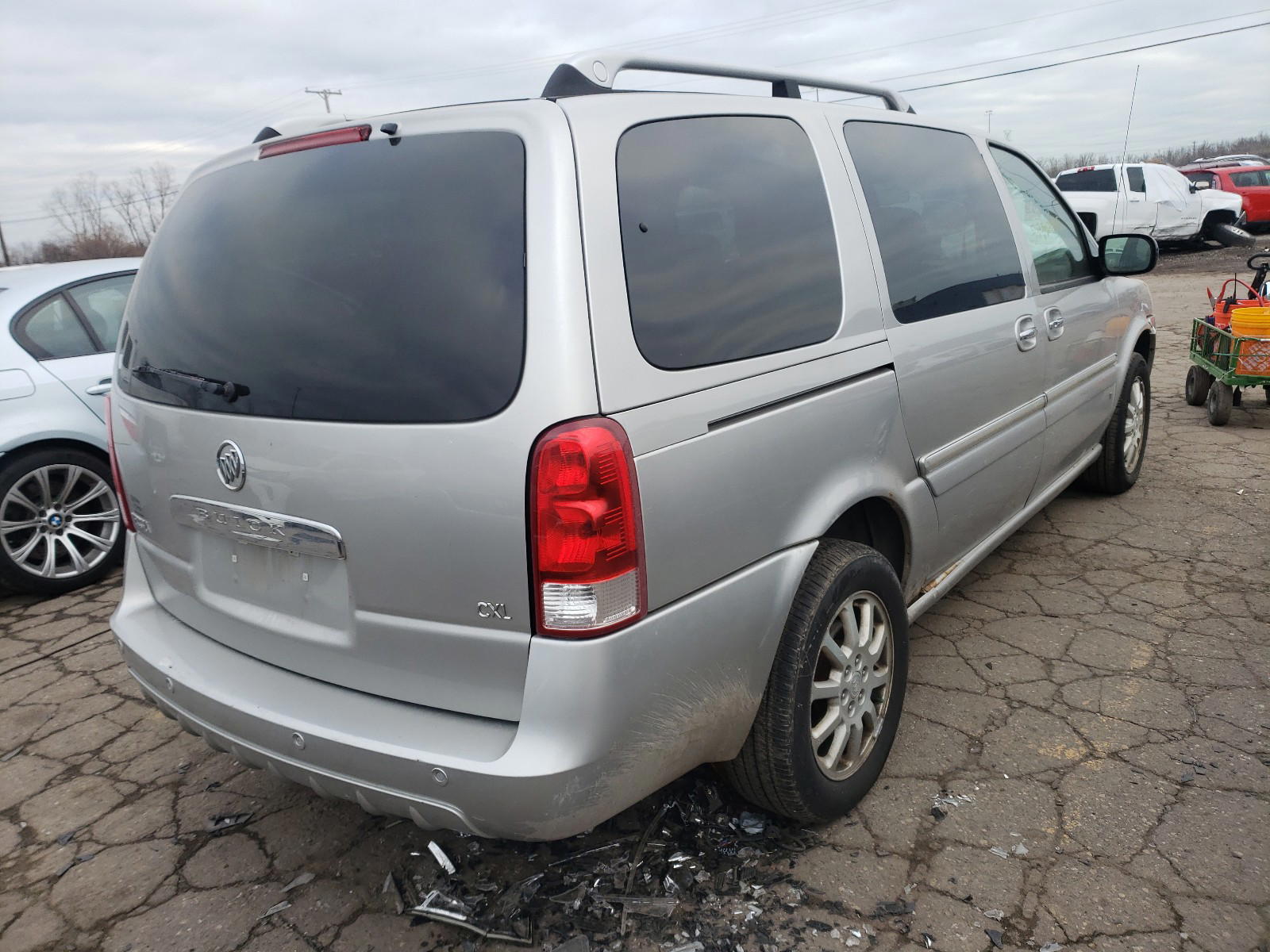 Photo 4 from auction – 2006 BUICK TERRAZA CX with VIN 5GADV33L86D122490