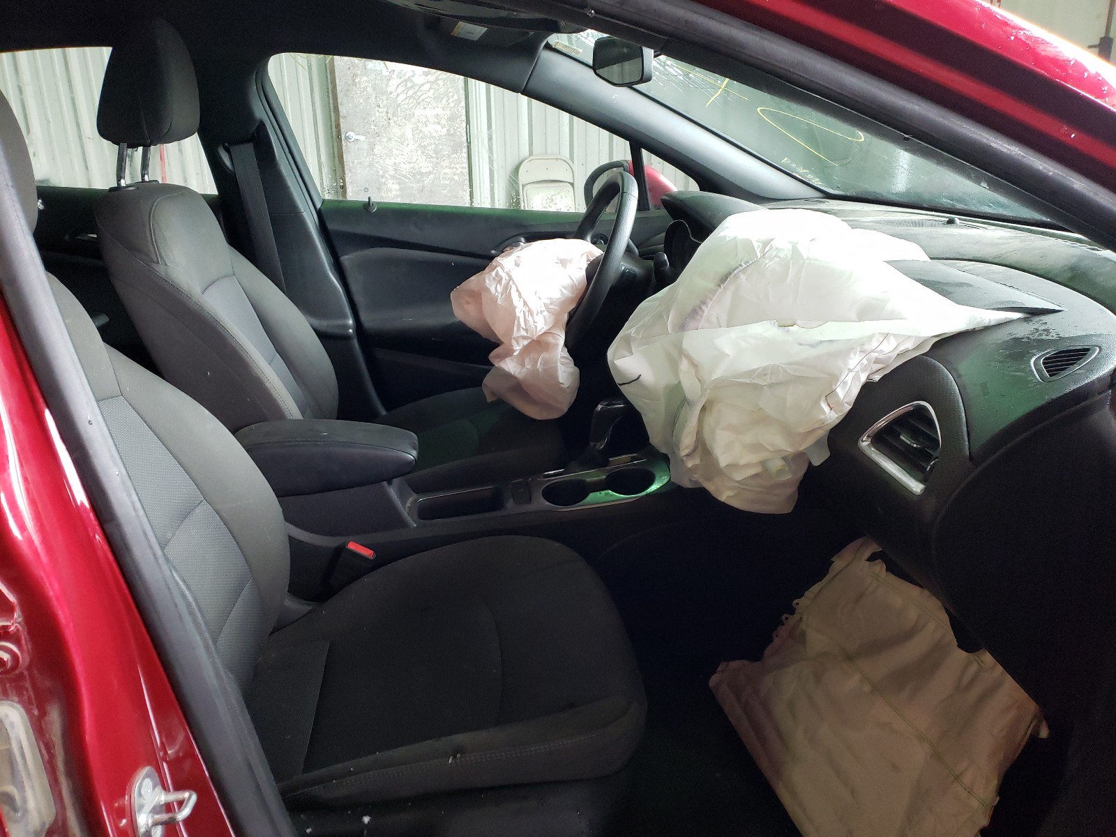 Photo 5 from auction – 2018 CHEVROLET CRUZE LT with VIN 3G1BE6SM5JS597615