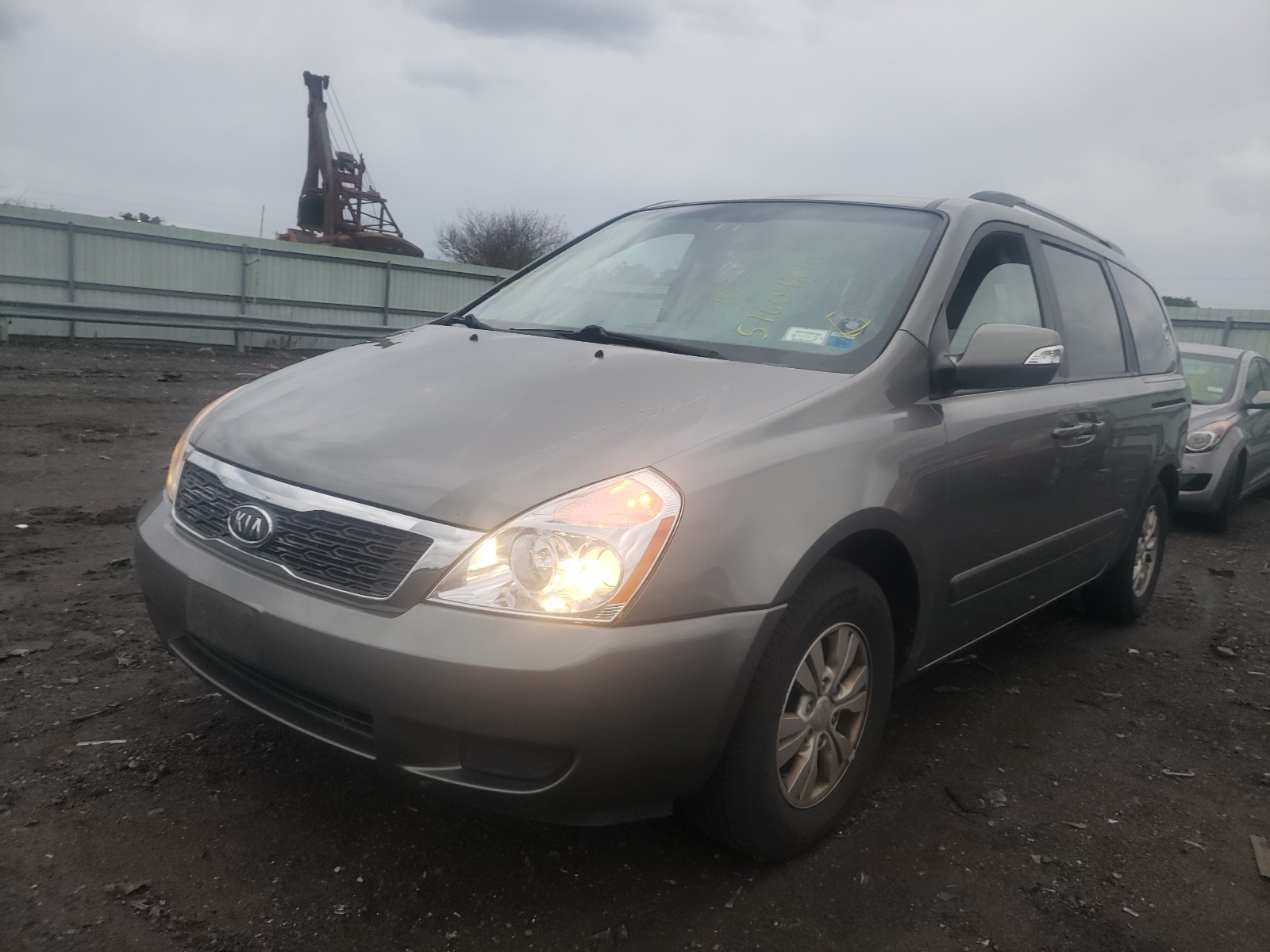 Photo 2 from auction – 2012 KIA SEDONA LX with VIN KNDMG4C79C6429359