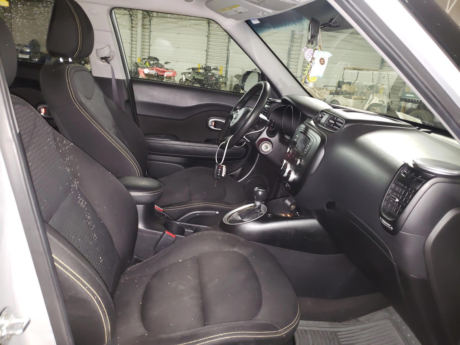 Photo 5 from auction – 2016 KIA SOUL + with VIN KNDJP3A51G7864536