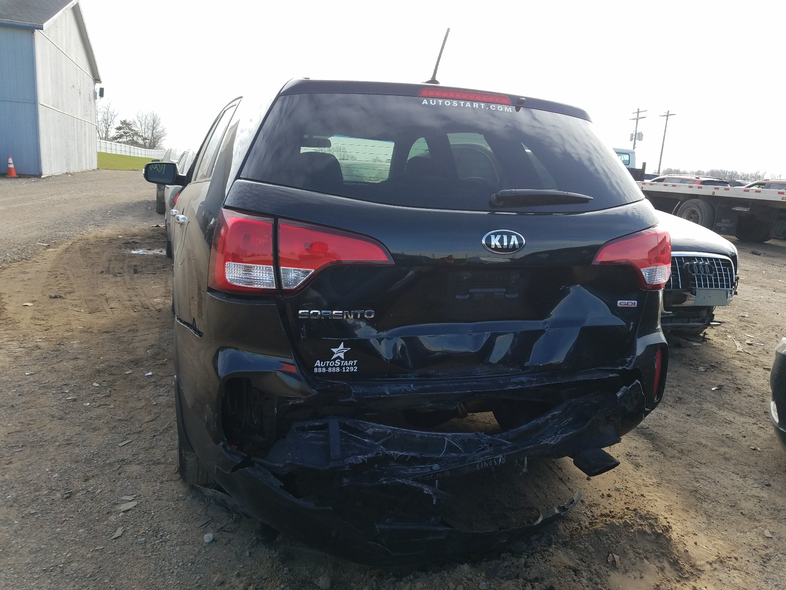 Photo 9 from auction – 2014 KIA SORENTO LX with VIN 5XYKT3A66EG533864