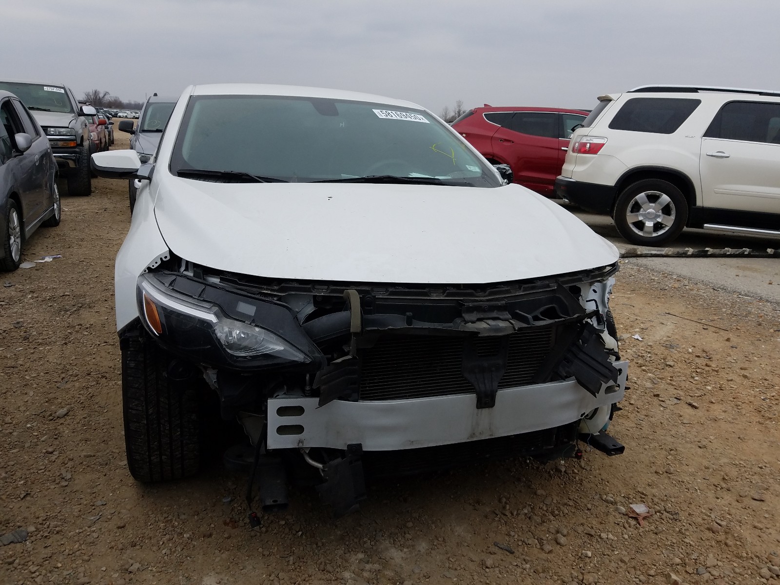 Photo 9 from auction – 2019 CHEVROLET MALIBU LT with VIN 1G1ZD5ST6KF163793