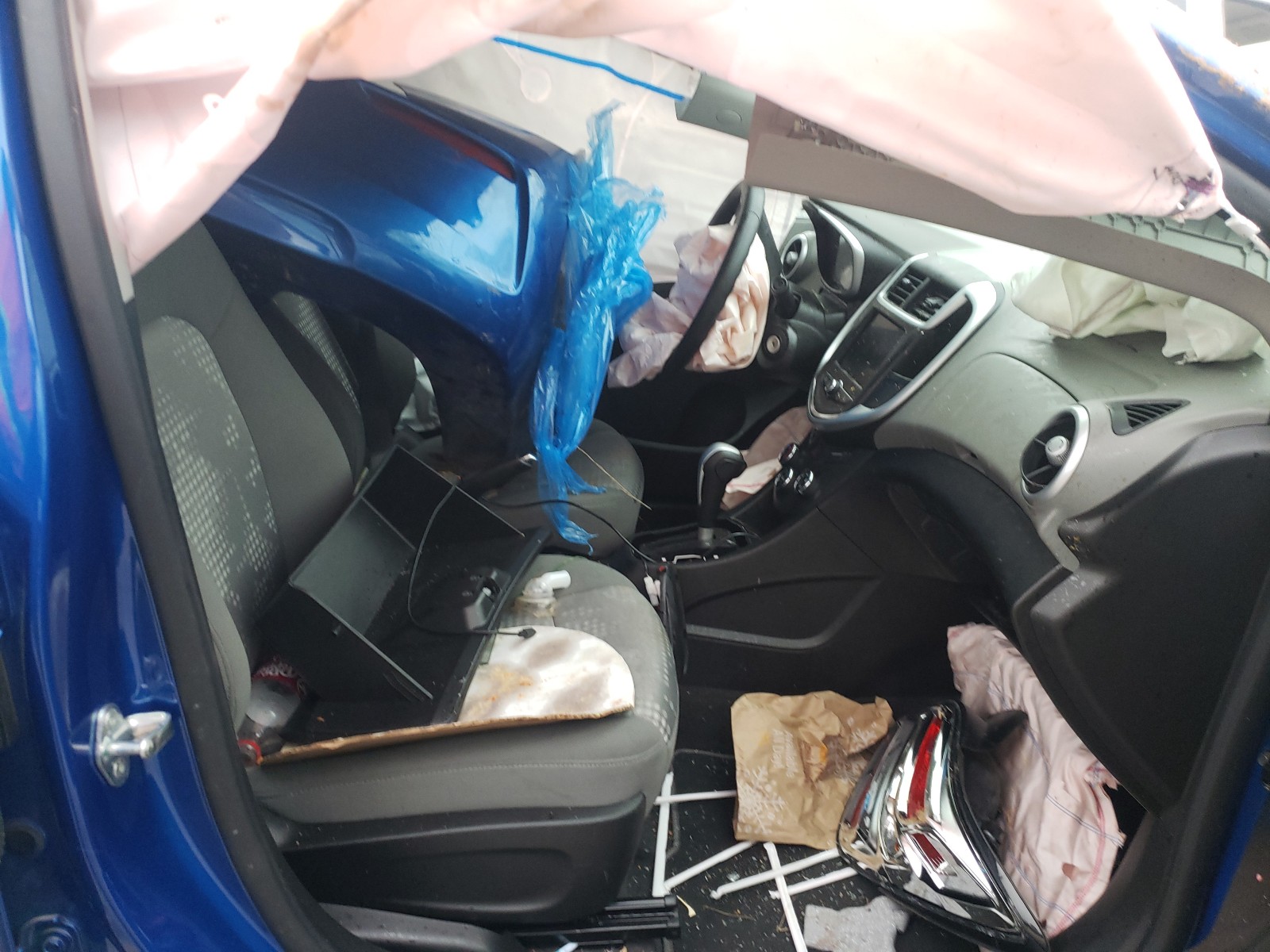 Photo 5 from auction – 2020 CHEVROLET SONIC LS with VIN 1G1JB5SB3L4142603