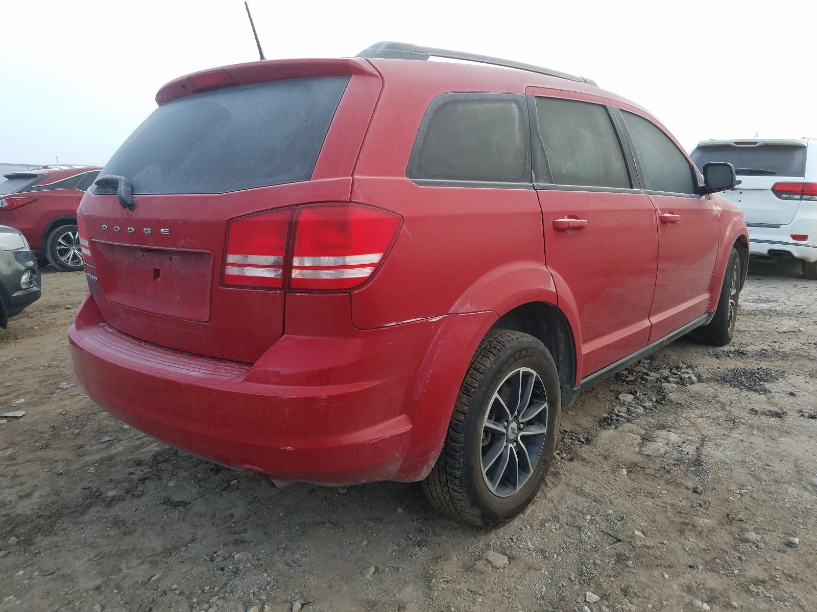 Photo 4 from auction – 2018 DODGE JOURNEY SE with VIN 3C4PDCAB5JT497040