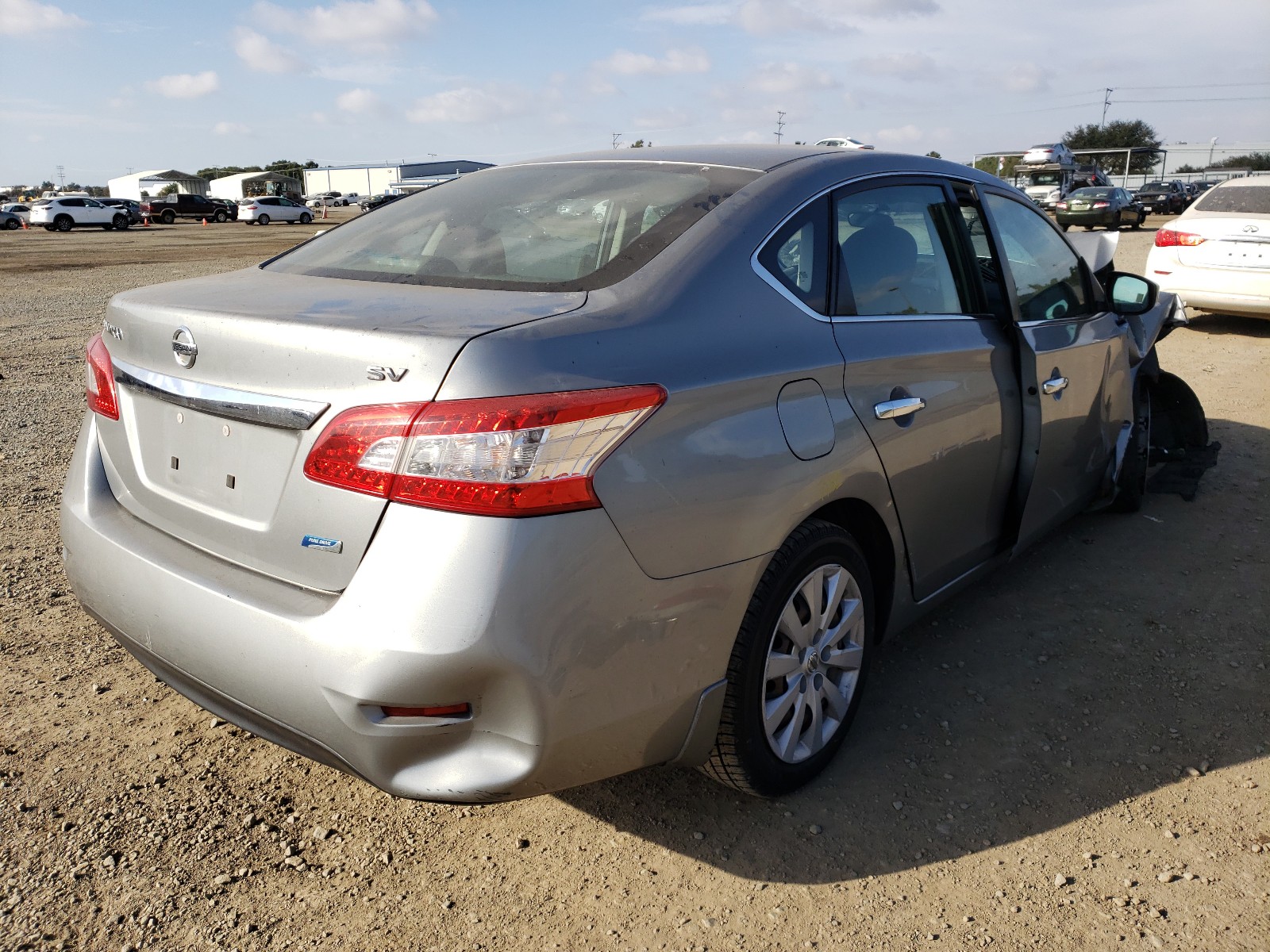 Photo 4 from auction – 2014 NISSAN SENTRA S with VIN 3N1AB7AP4EL627879