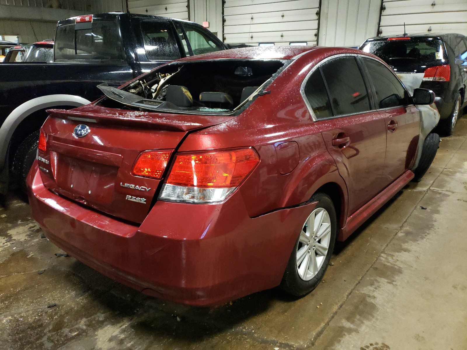 Photo 4 from auction – 2010 SUBARU LEGACY 2.5 with VIN 4S3BMBG65A3231754