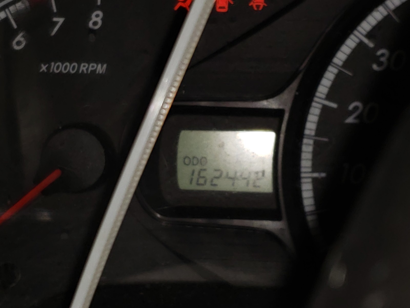 Photo 8 from auction – 2011 TOYOTA SIENNA LE with VIN 5TDKK3DC1BS053525