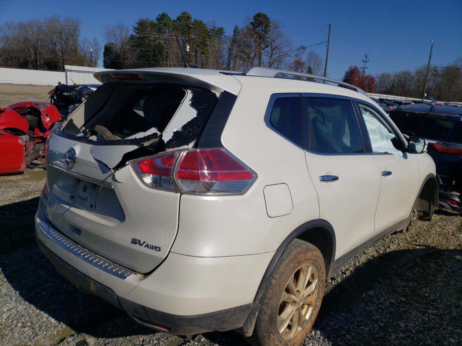 Photo 14 from auction – 2016 NISSAN ROGUE S with VIN KNMAT2MV6GP643547