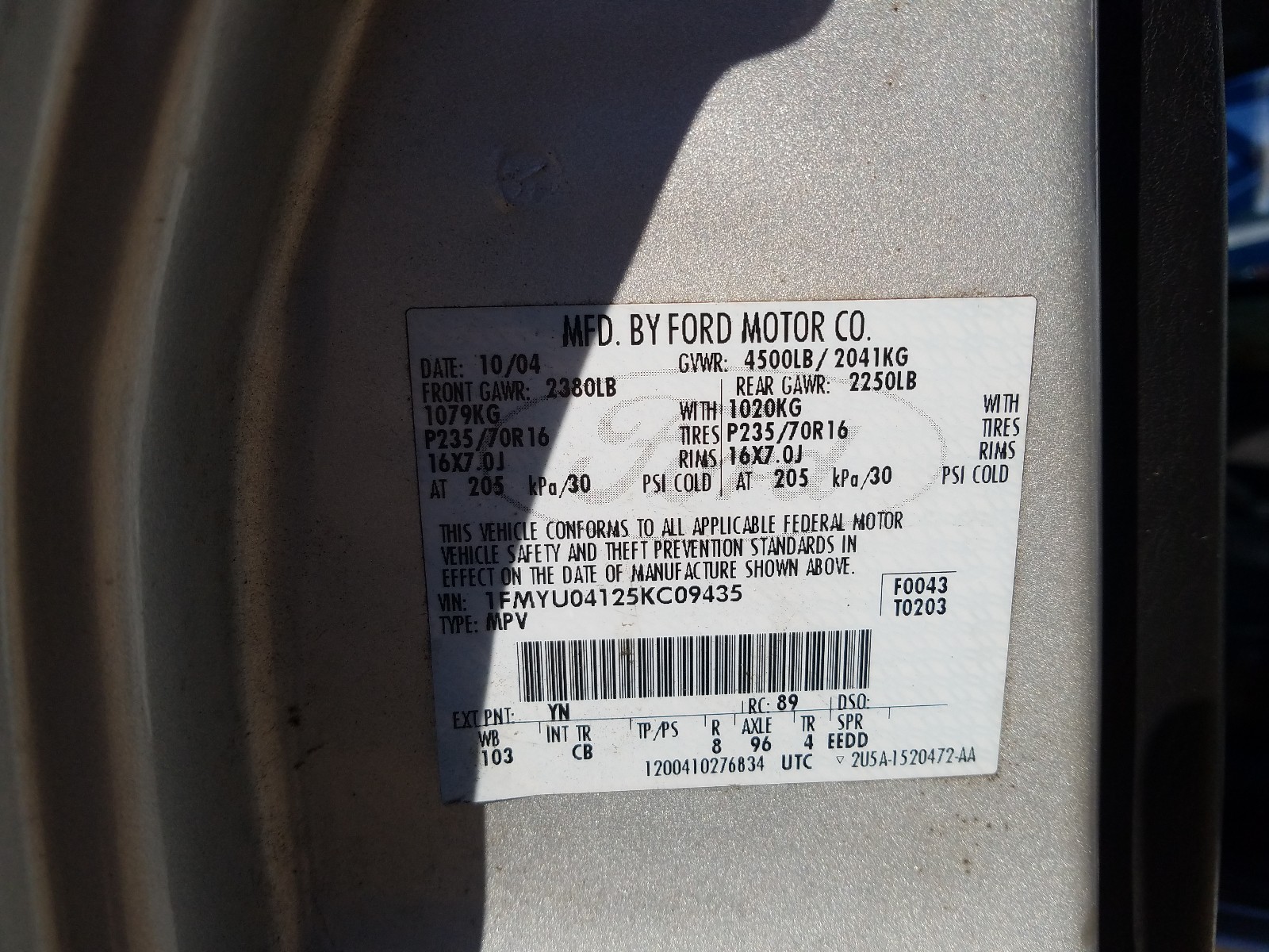 Photo 10 from auction – 2005 FORD ESCAPE LIM with VIN 1FMYU04125KC09435