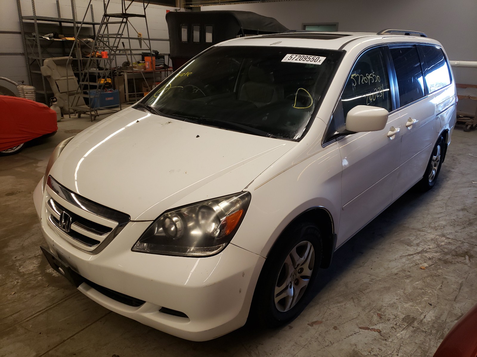 Photo 2 from auction – 2007 HONDA ODYSSEY EX with VIN 5FNRL38627B141009