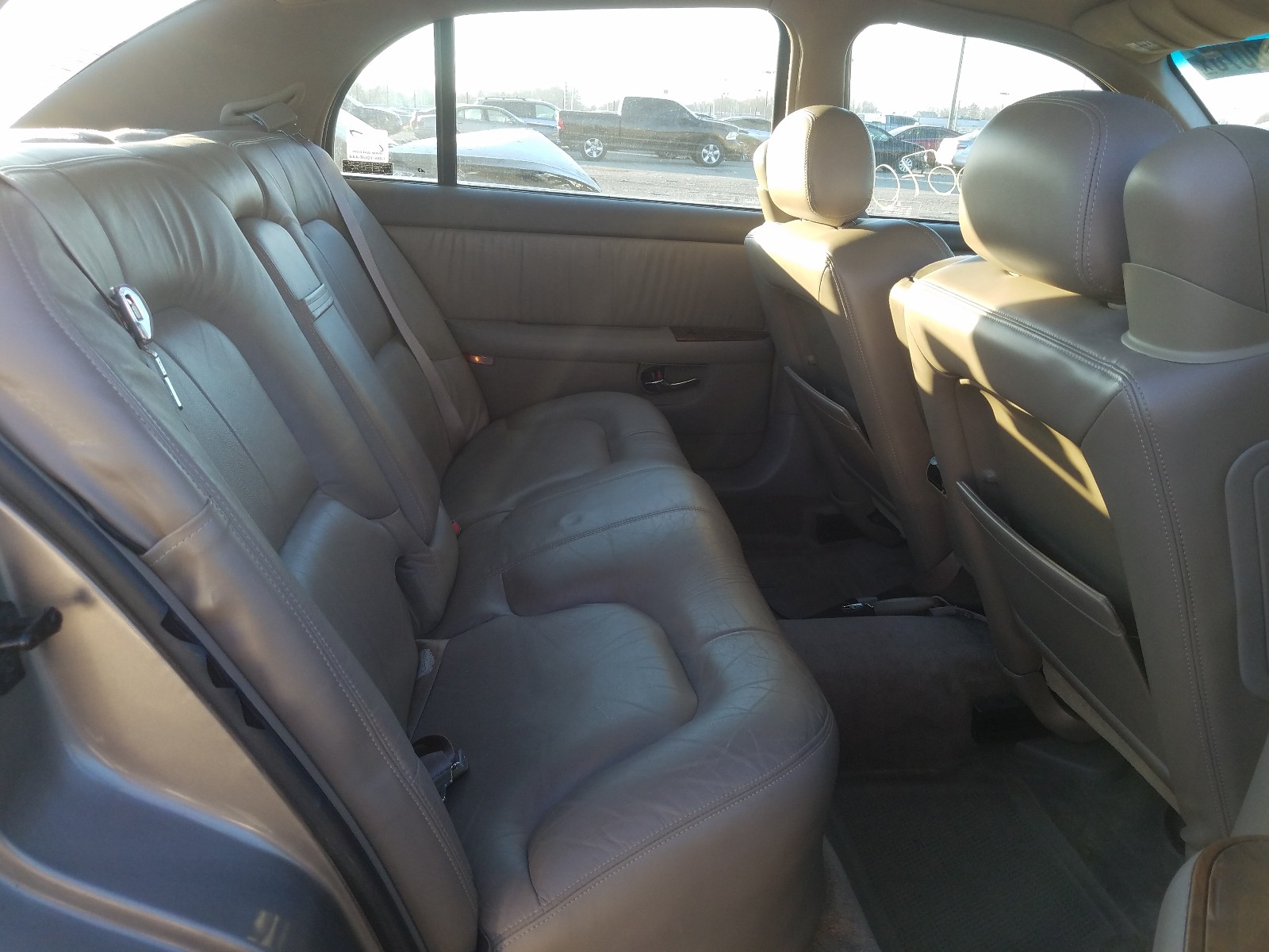 Photo 6 from auction – 2001 BUICK PARK AVENU with VIN 1G4CW54K714185495