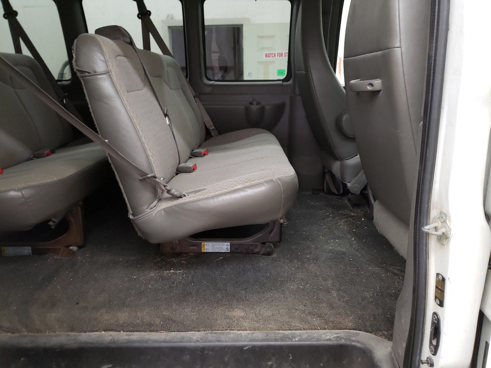 Photo 6 from auction – 2011 CHEVROLET EXPRESS G3 with VIN 1GAZG1FG1B1114172